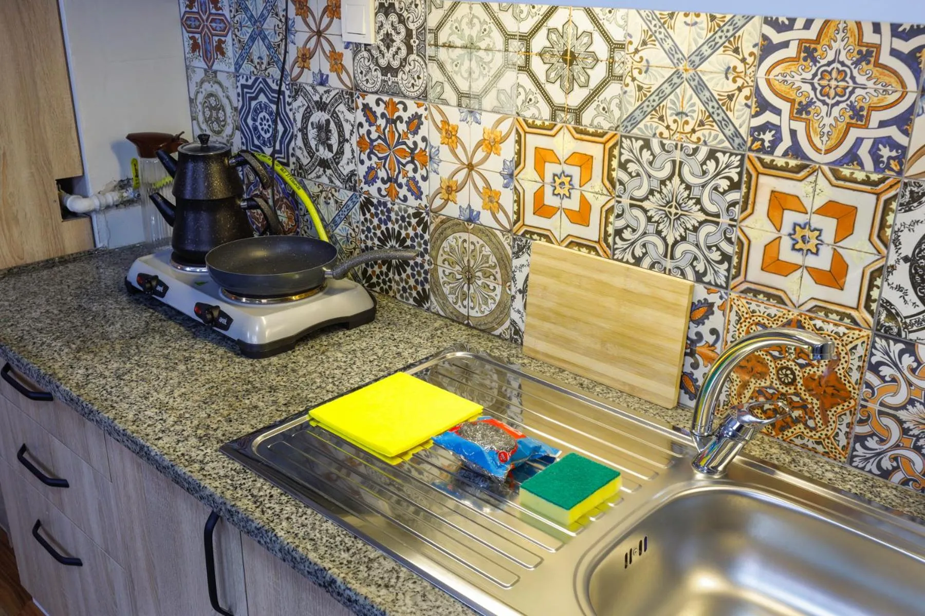 Kitchen or kitchenette in Fidelya Boutique Hotel