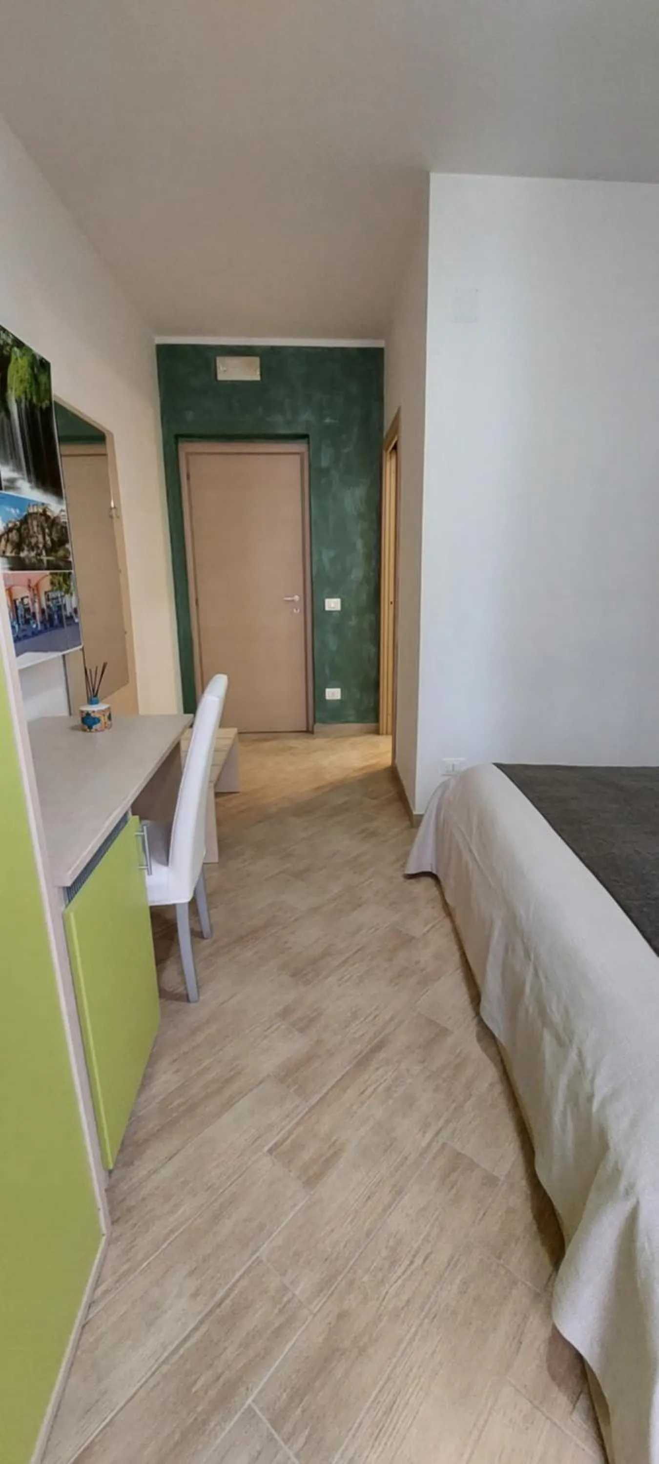 Photo of the whole room, Bed in B&B New Acropolis