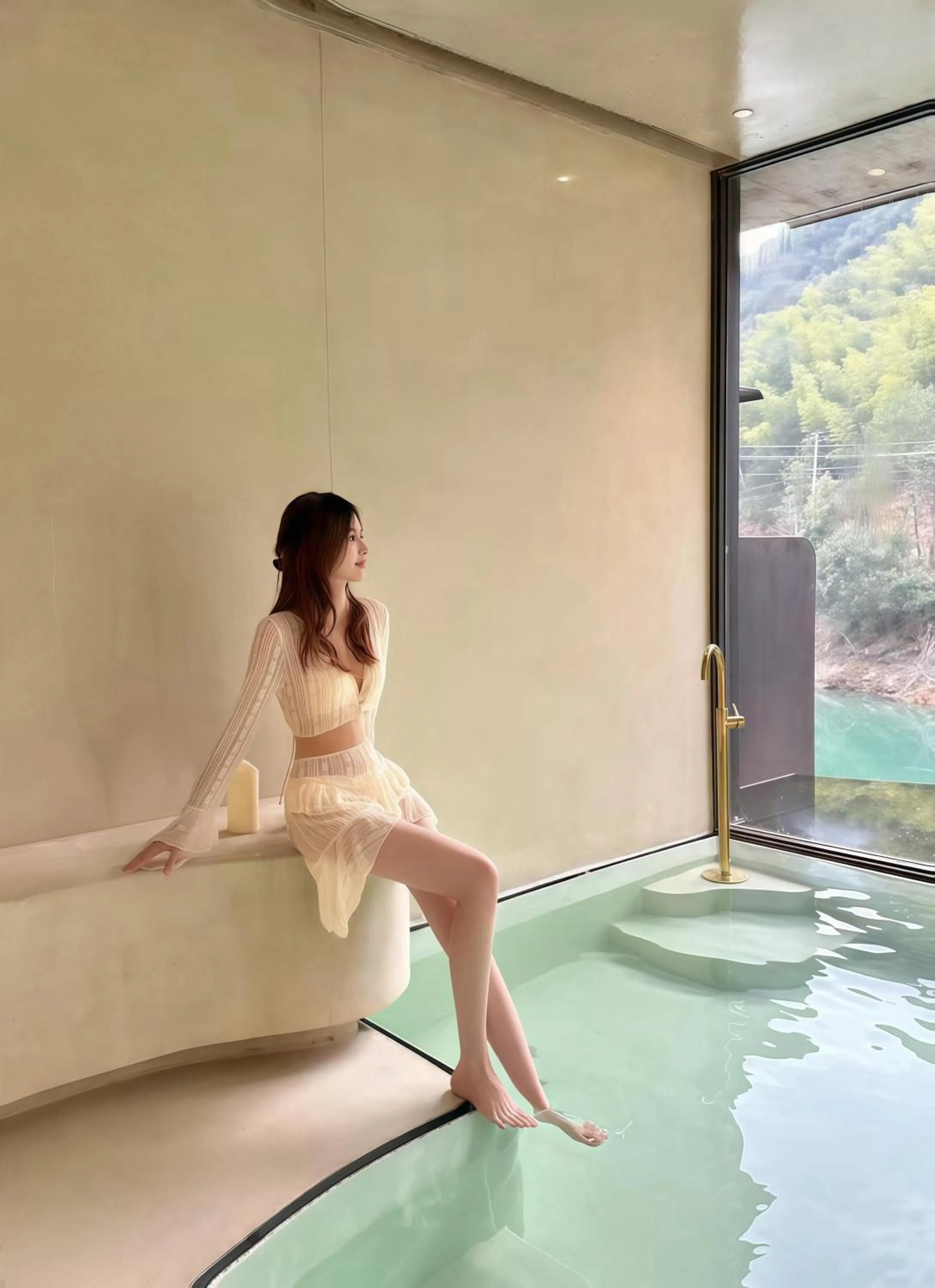 Hot Spring Bath in Yakamoz Qianchuan Hotel