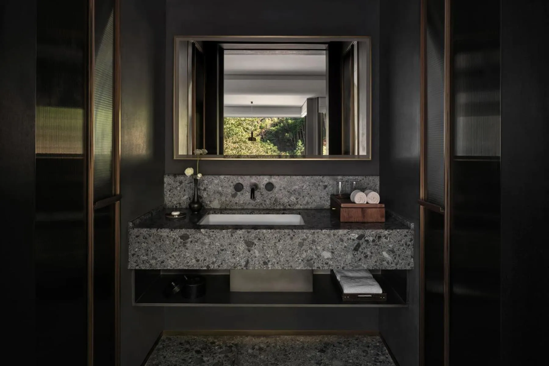 Toilet in Yakamoz Qianchuan Hotel