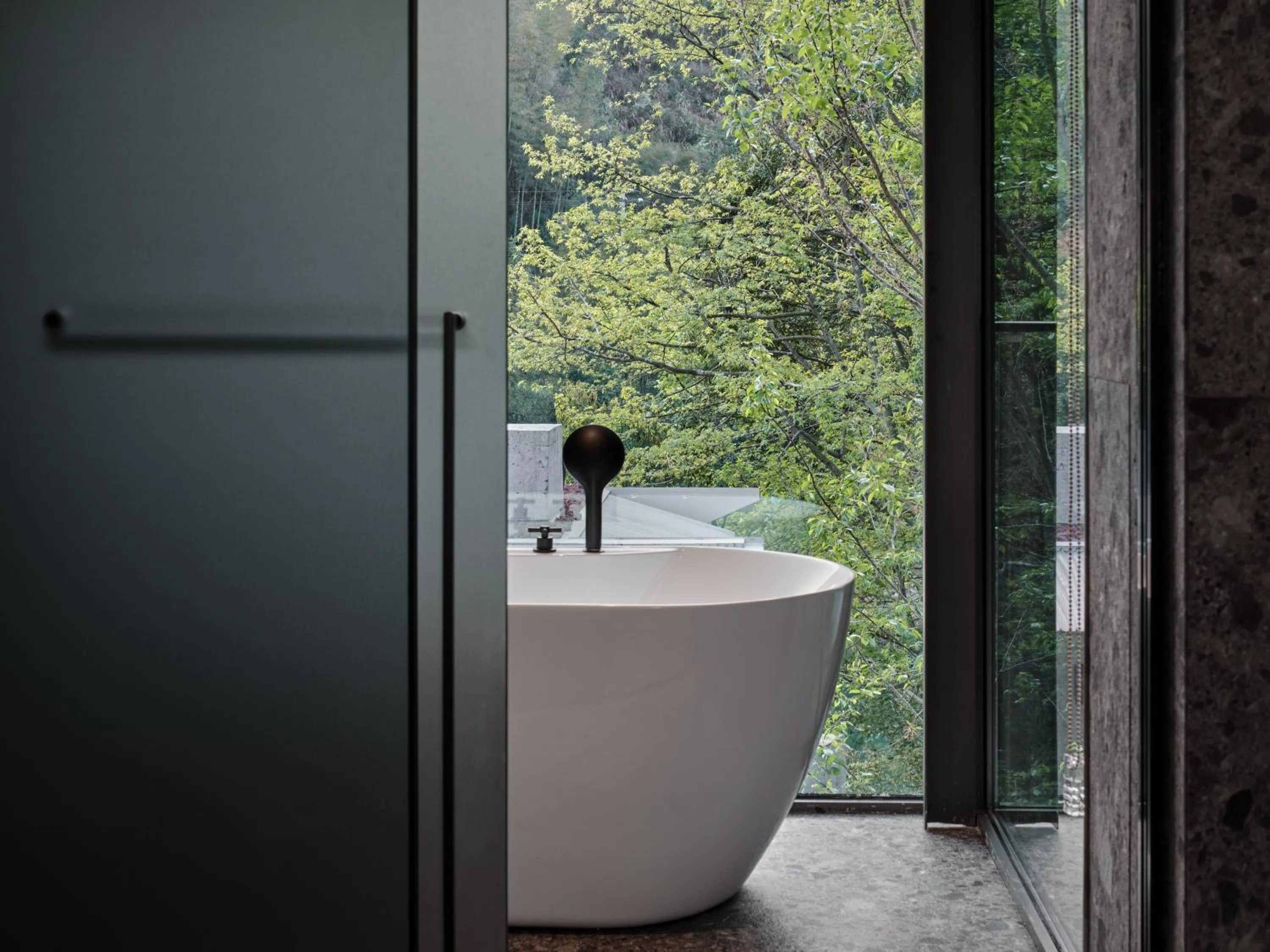 Bathroom in Yakamoz Qianchuan Hotel