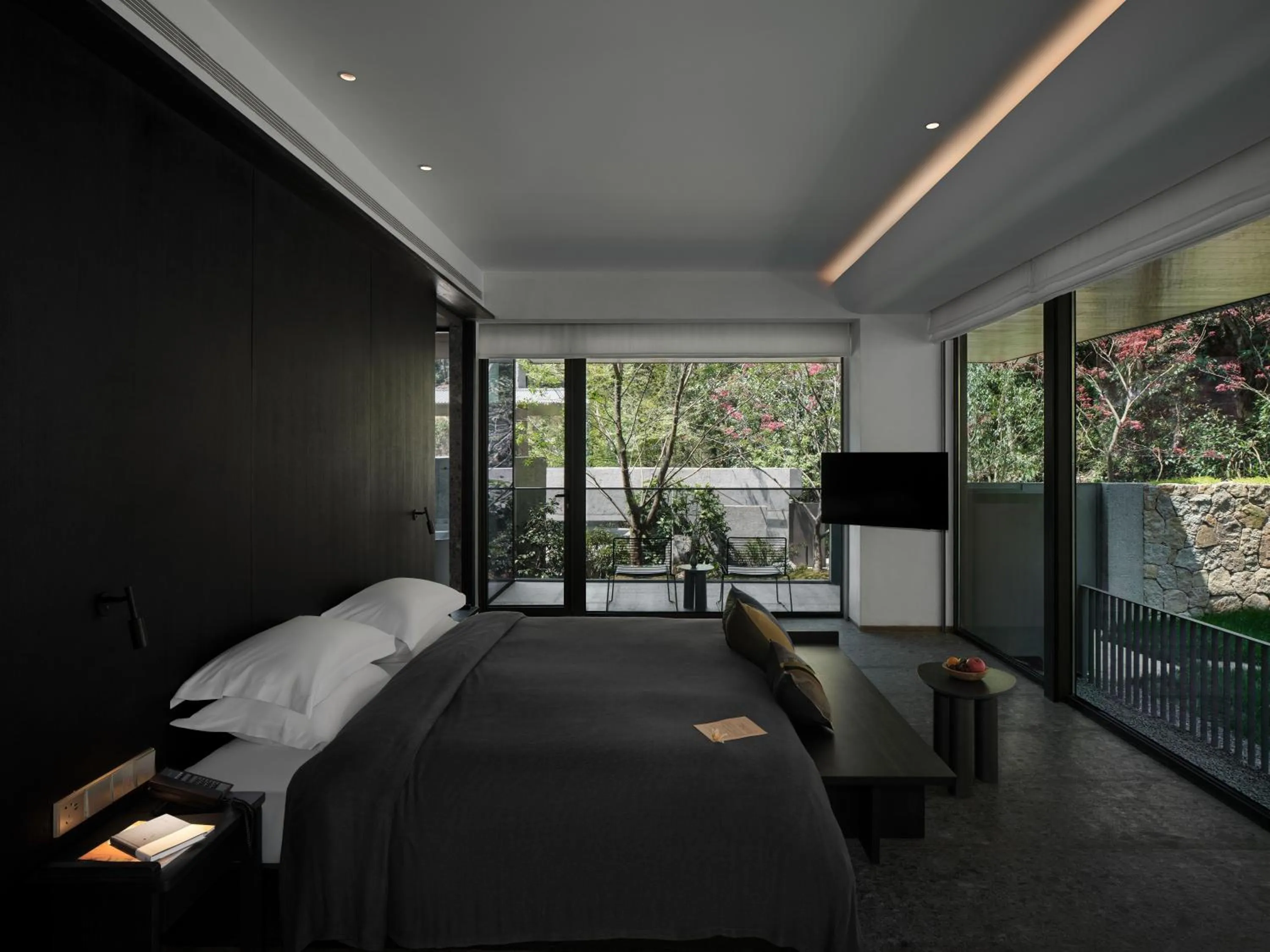 Photo of the whole room, Bed in Yakamoz Qianchuan Hotel