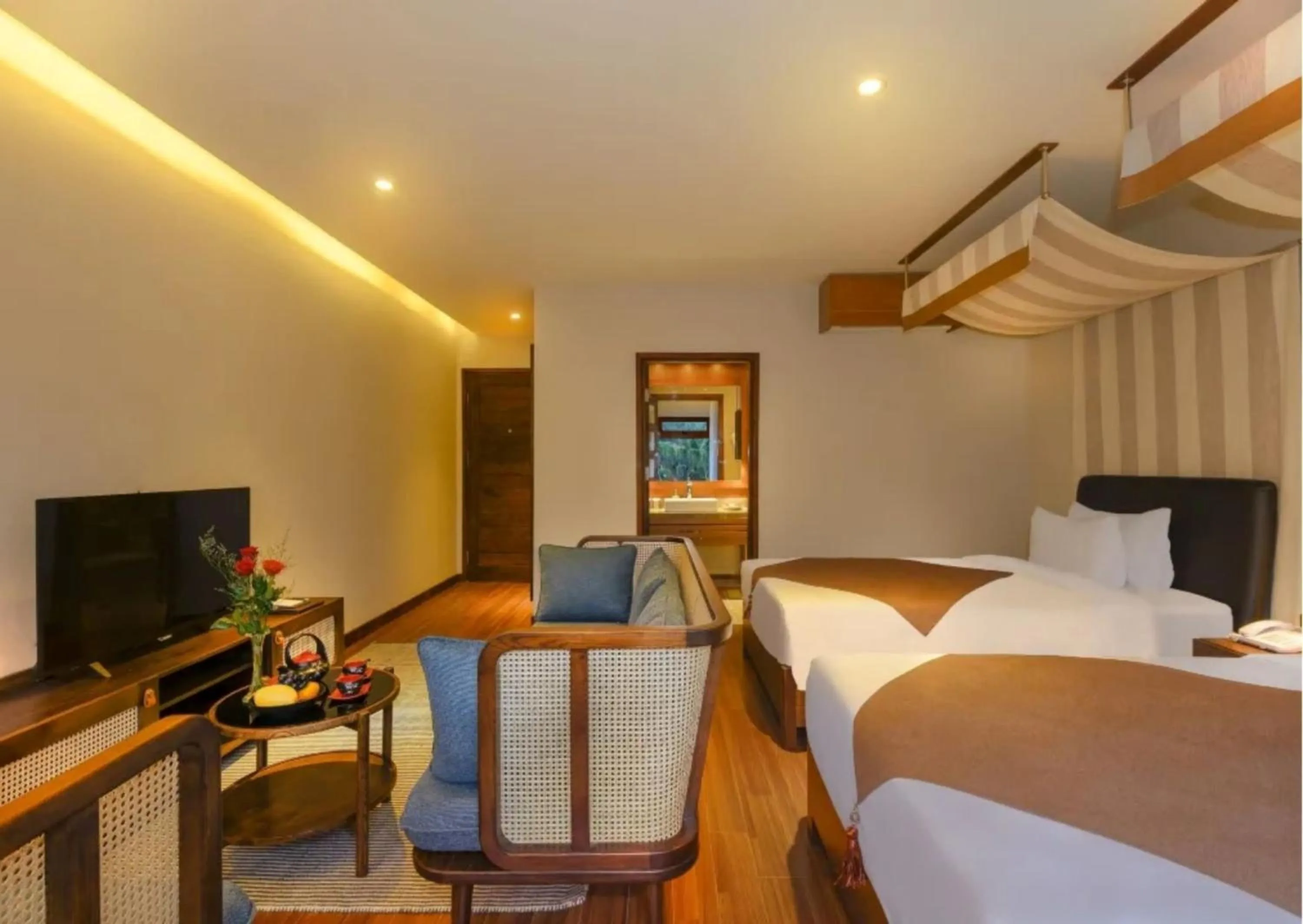 Bed in HA Hotel Apartments Ocean Front