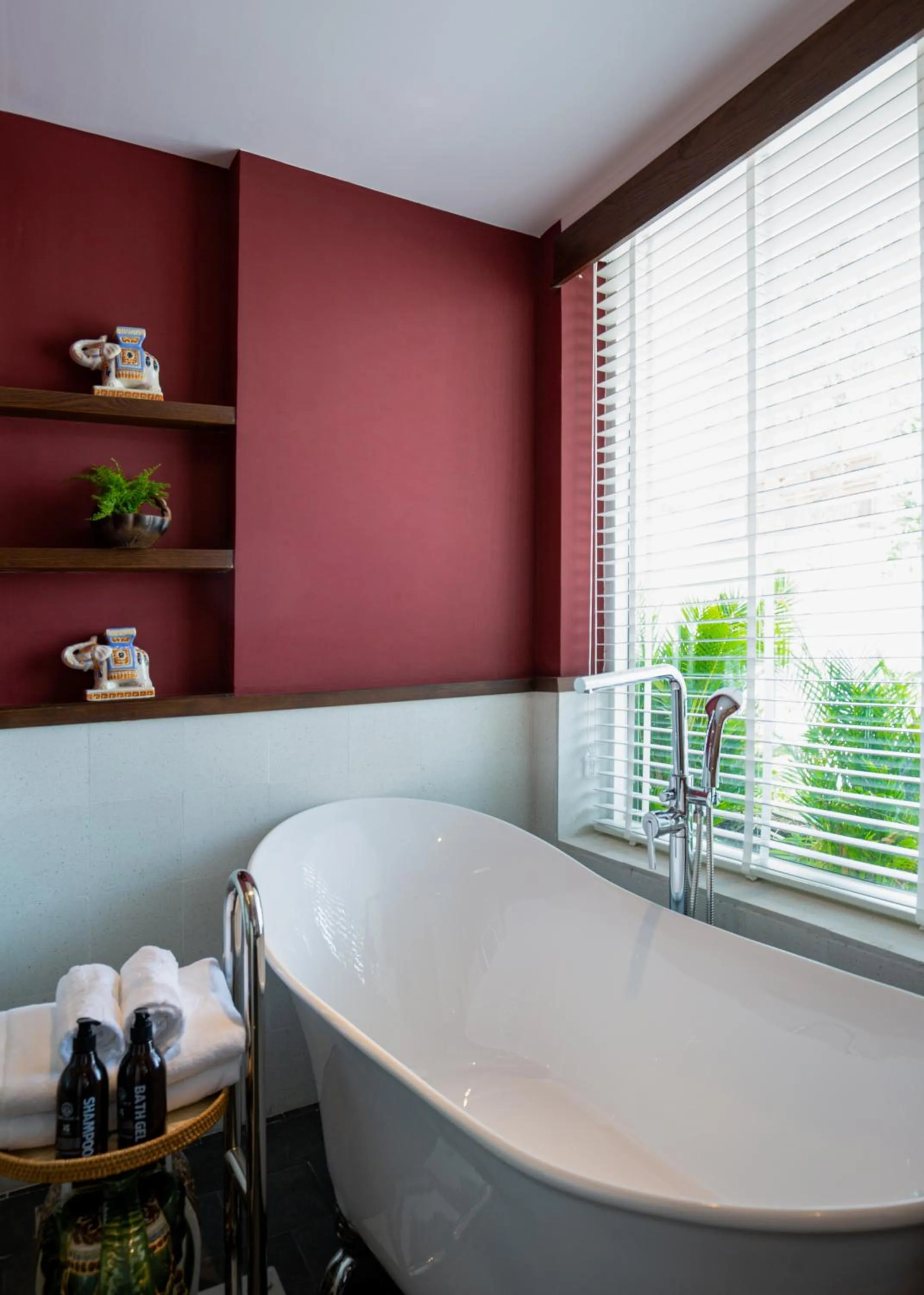 Bath in Green Home Nha Trang