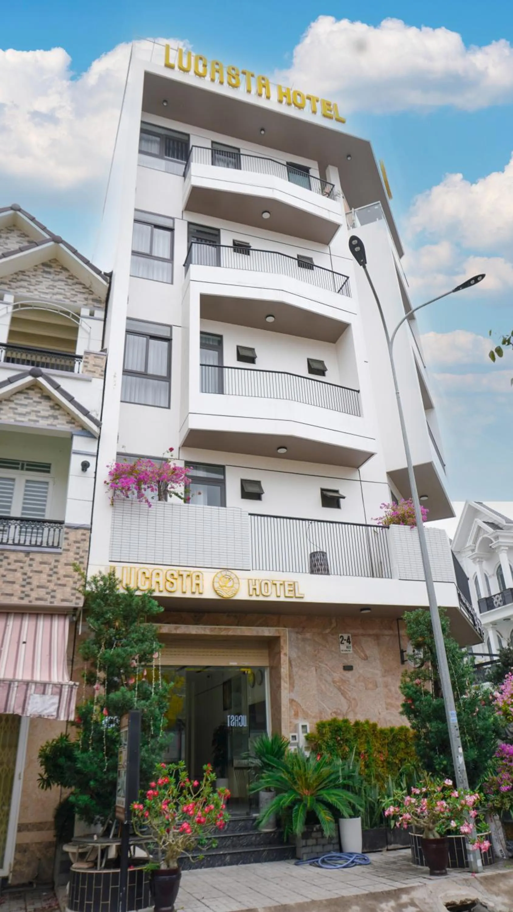 Photo of the whole room in Lucasta Hotel