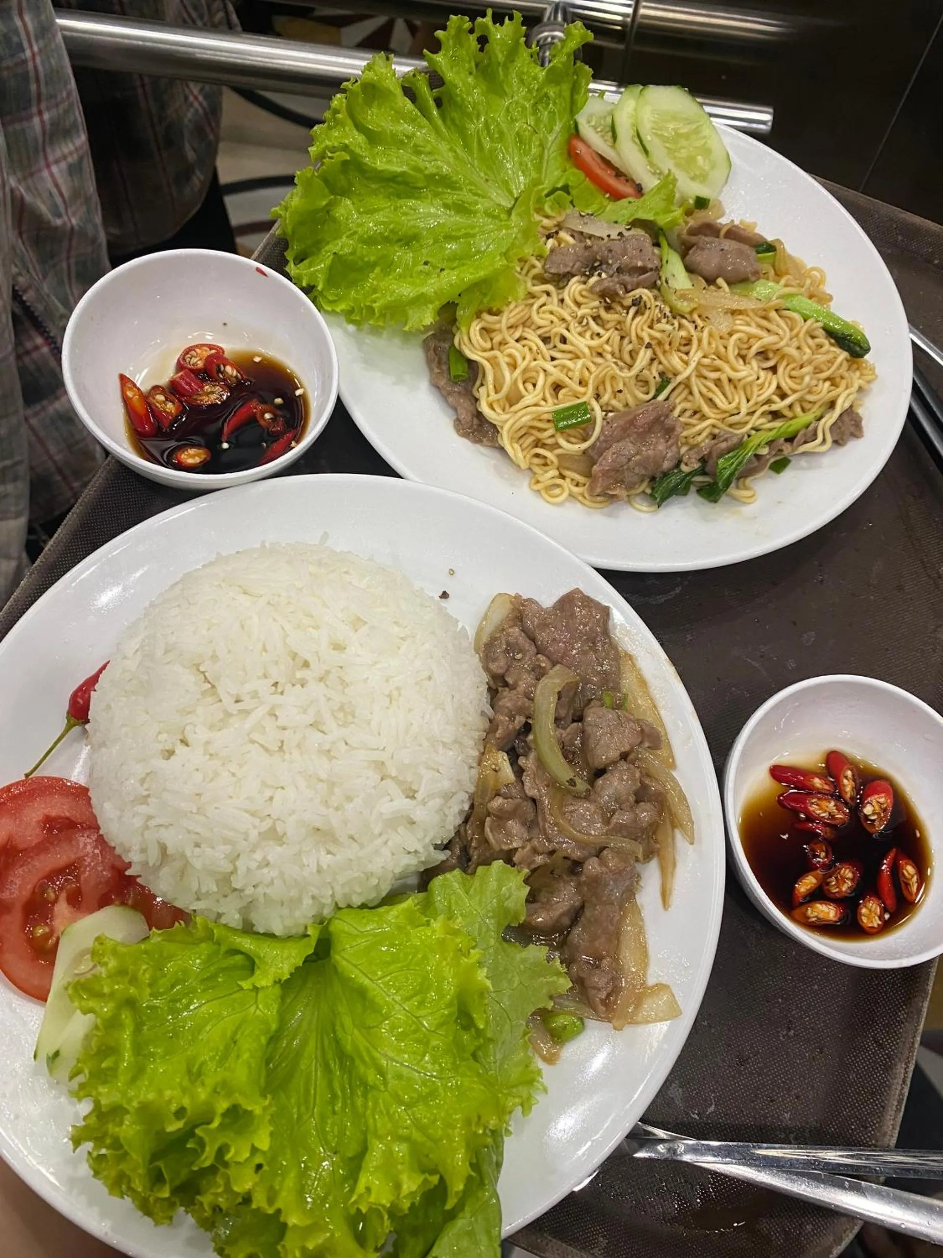 Food in Lucasta Hotel