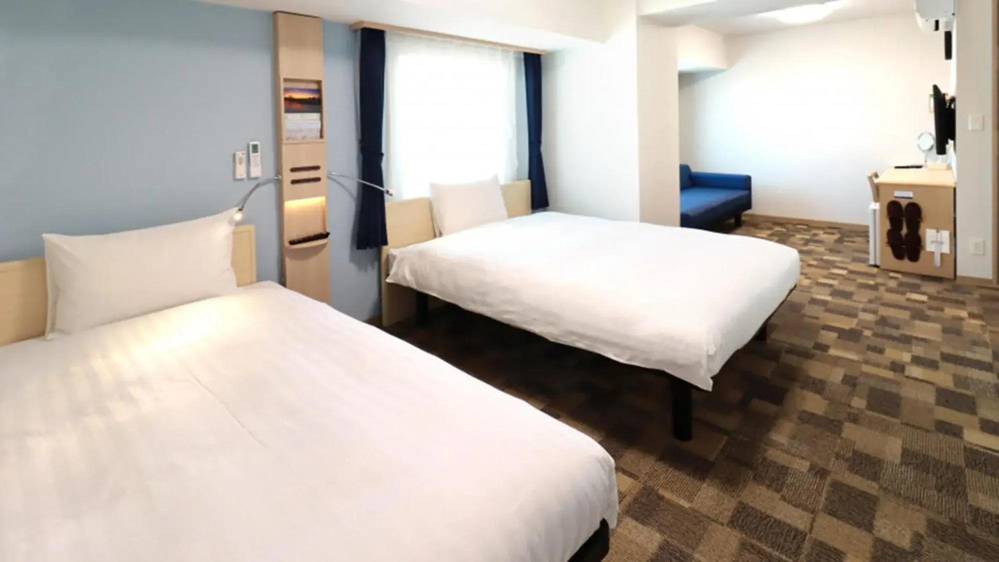 Bedroom, Bed in Toyoko Inn Chigasaki Shiyakusho Bedroom, Bed in Toyoko Inn Chigasaki Shiyakusho
