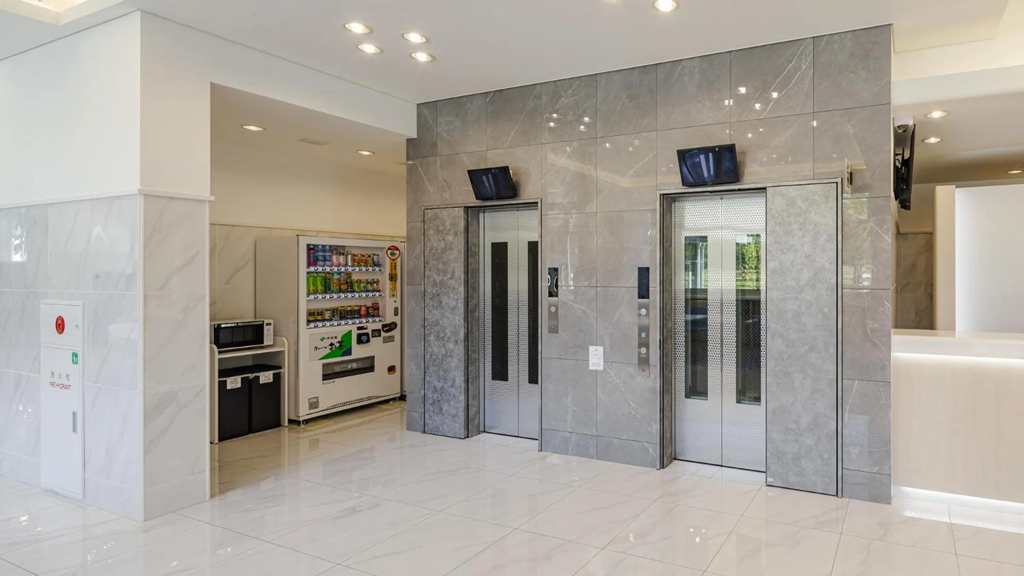 elevator in Toyoko Inn Chigasaki Shiyakusho