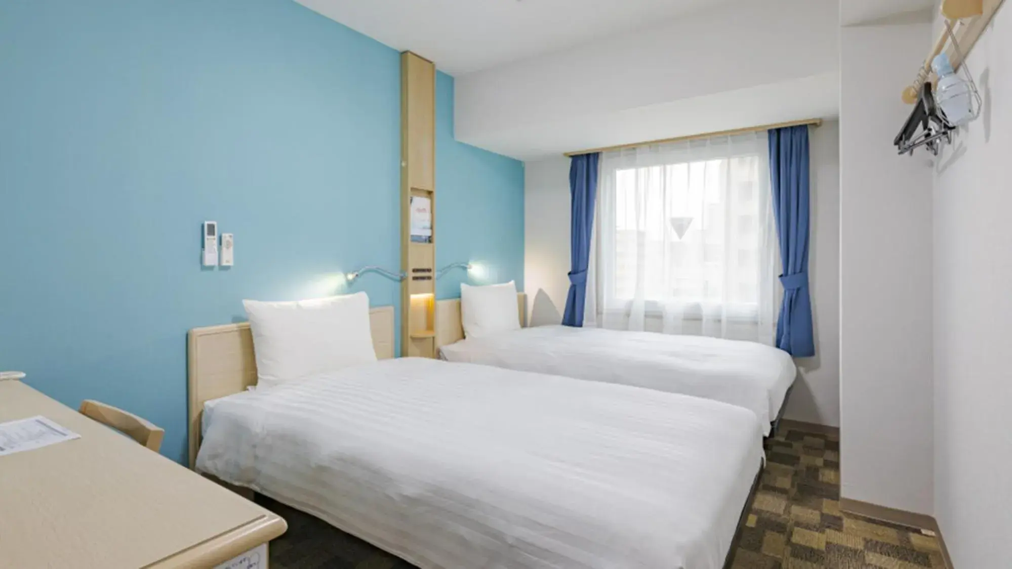 Bedroom, Bed in Toyoko Inn Chigasaki Shiyakusho Bedroom, Bed in Toyoko Inn Chigasaki Shiyakusho