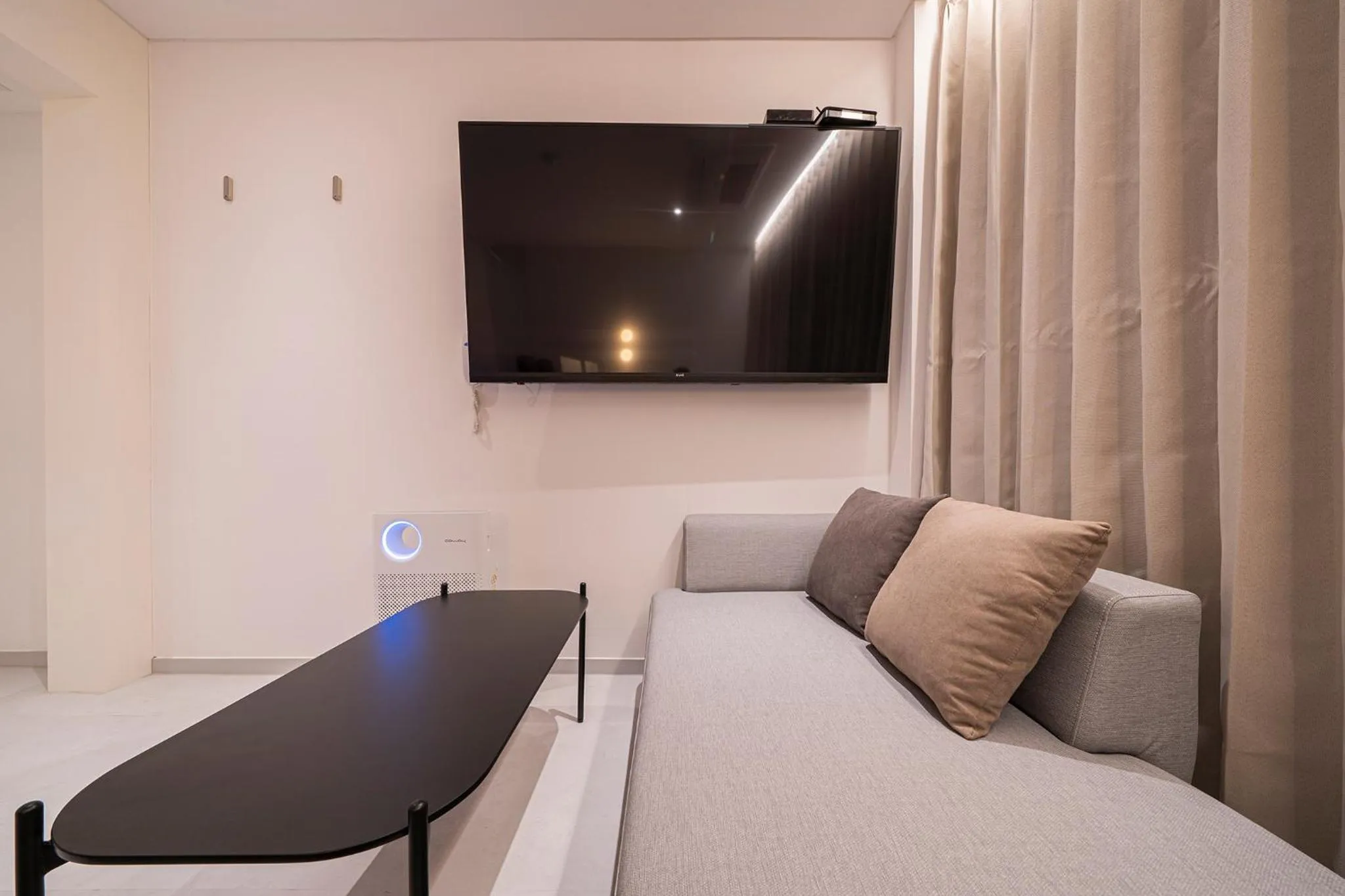 Photo of the whole room in Aank Hotel Osan