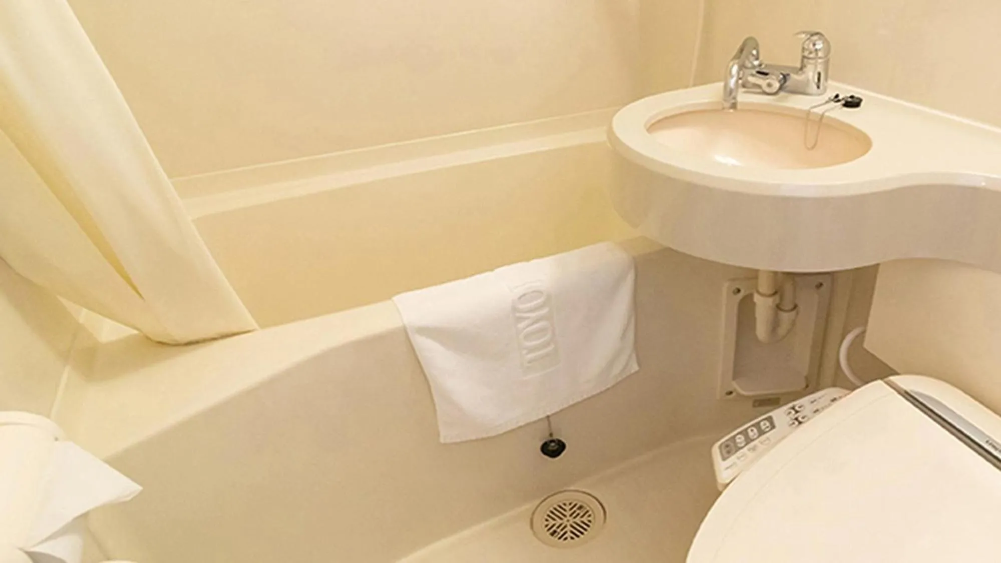 Bathroom in Toyoko Inn Tokuyama-eki Kita-guchi