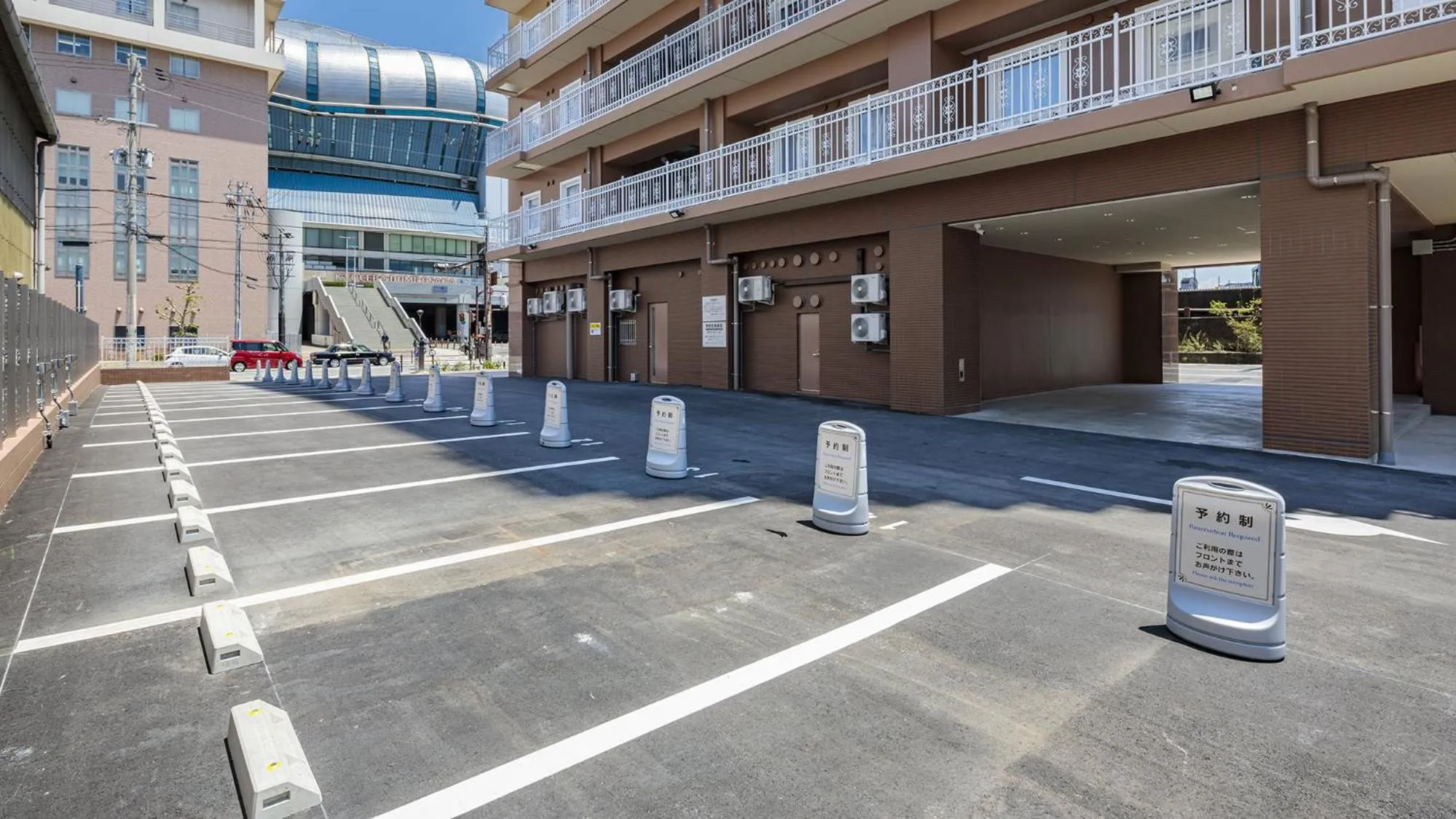 Parking in Toyoko Inn Osaka Dome Mae