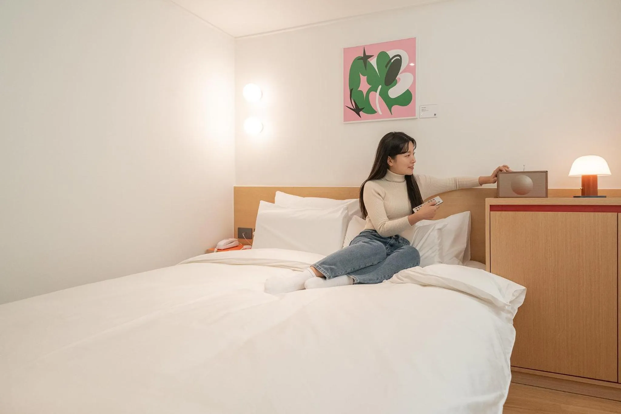Bed in Anook Hotel Guri
