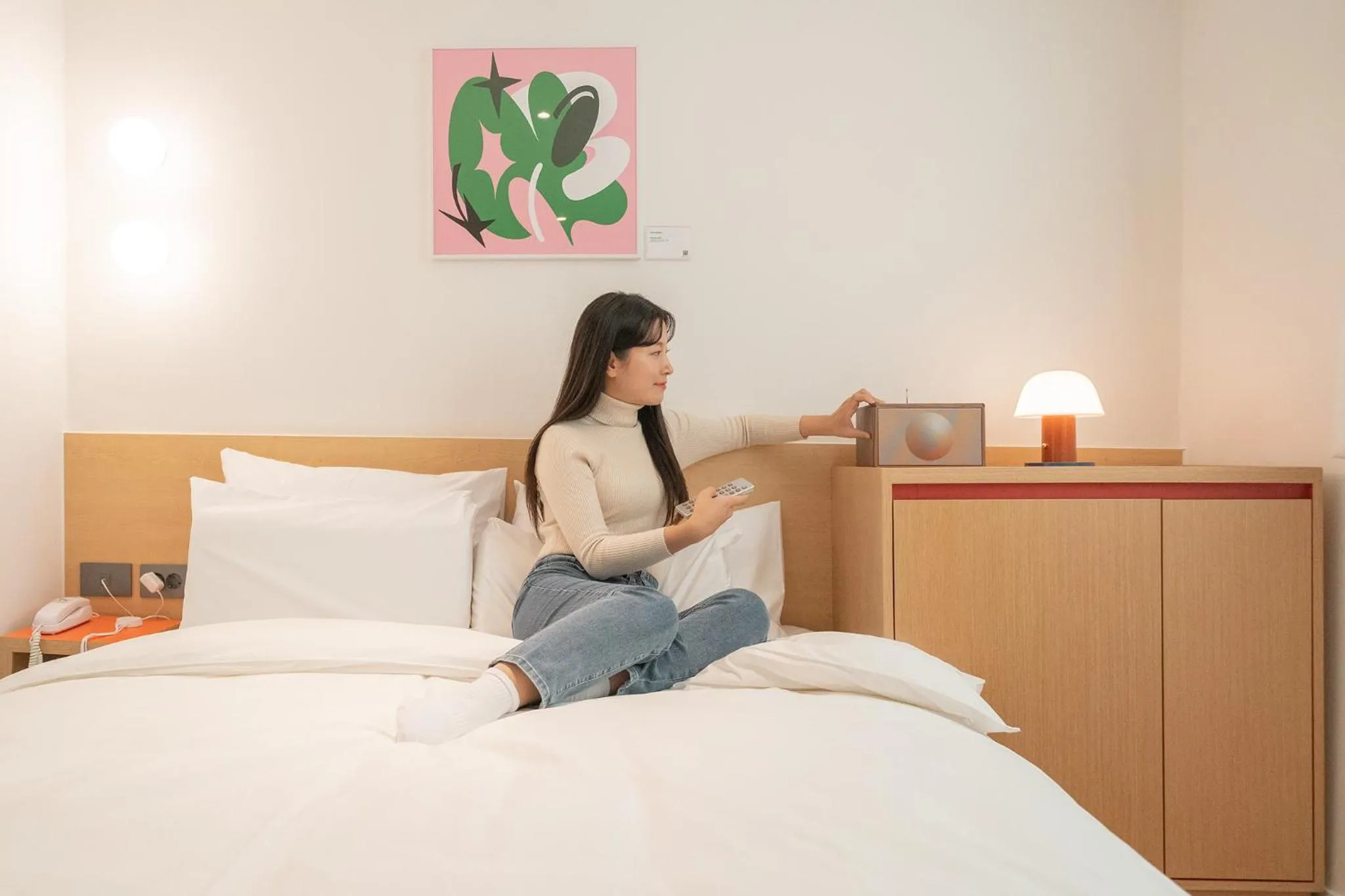 Bed in Anook Hotel Guri