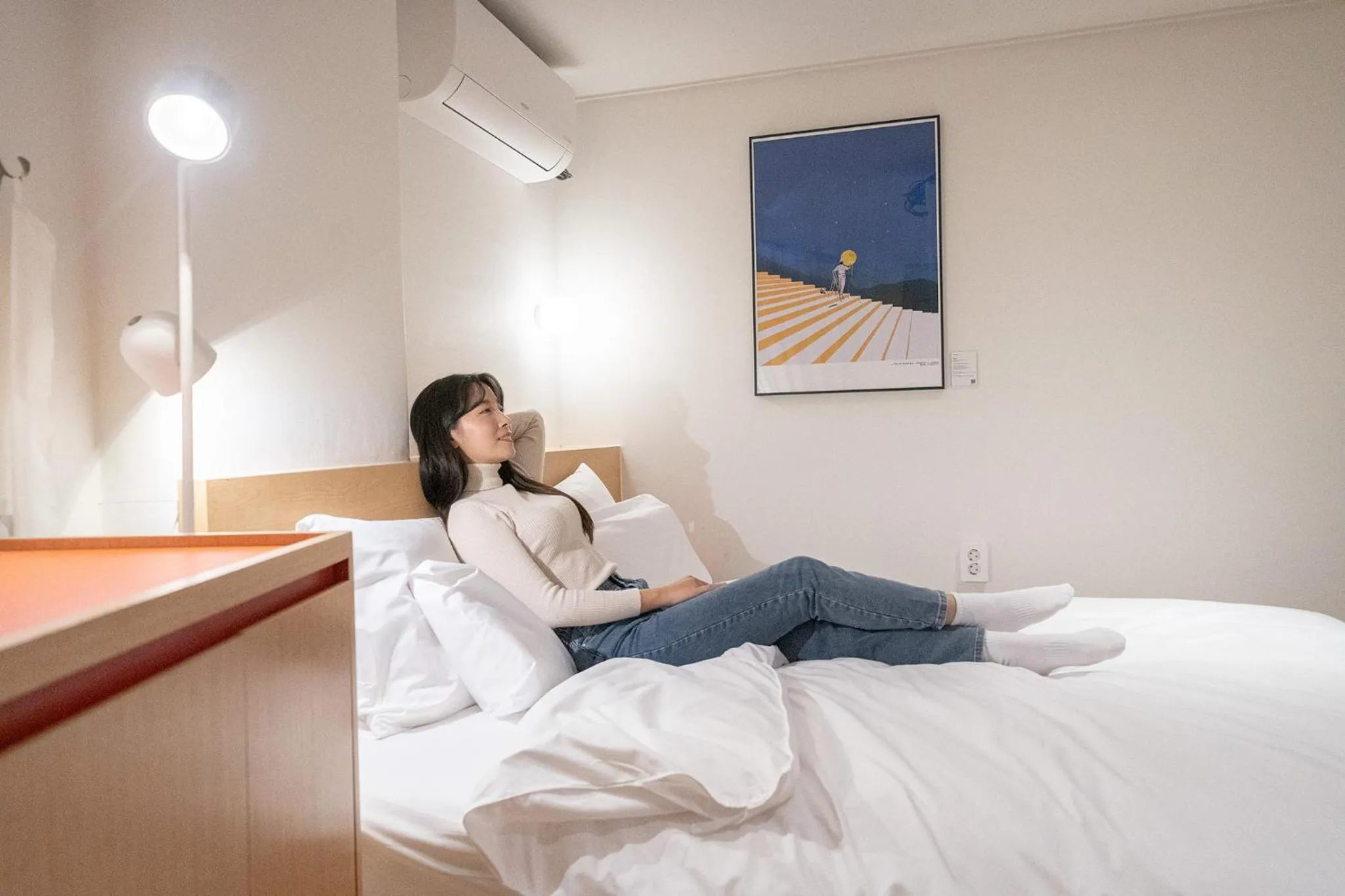 Bed in Anook Hotel Guri
