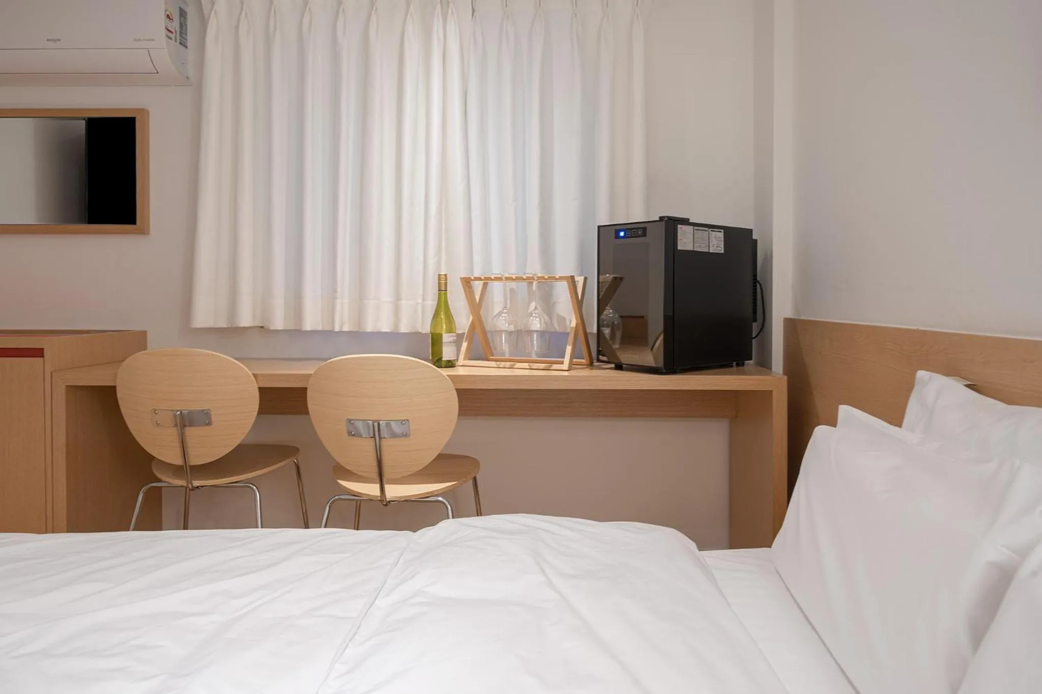 Bed in Anook Hotel Guri