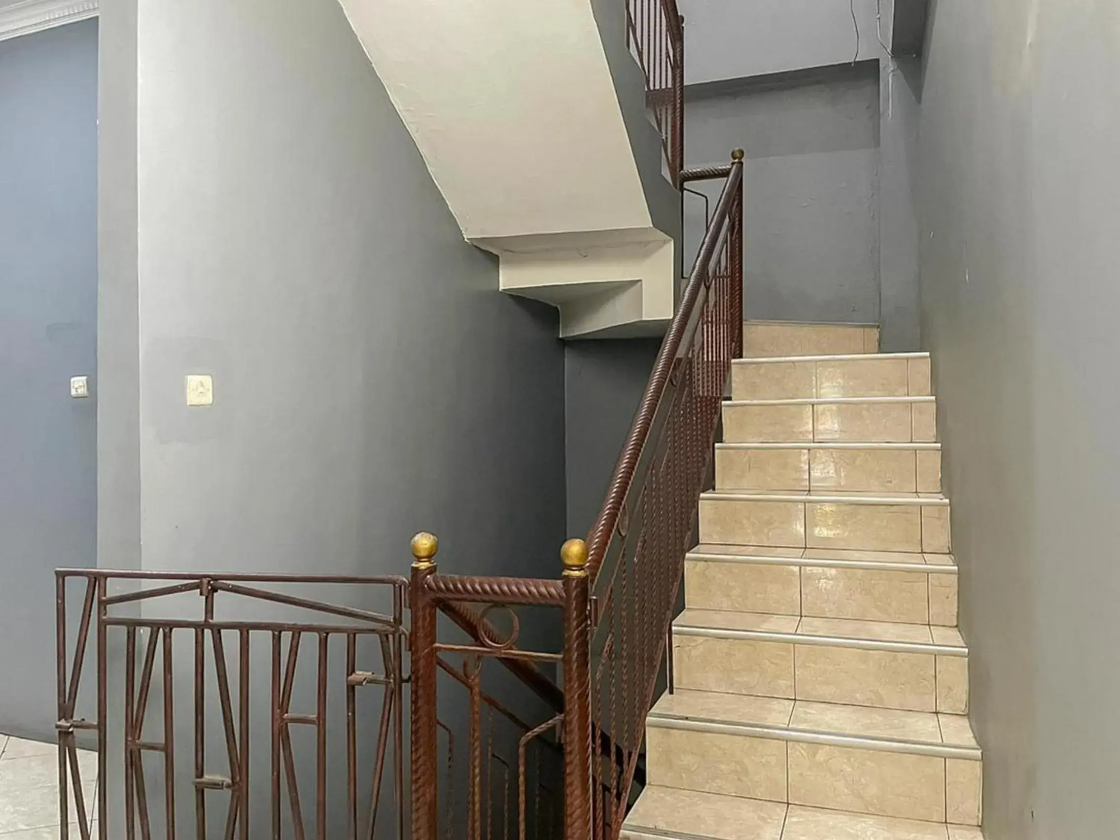 Property building in Monalisa Homestay Mitra RedDoorz Property building in Monalisa Homestay Mitra RedDoorz