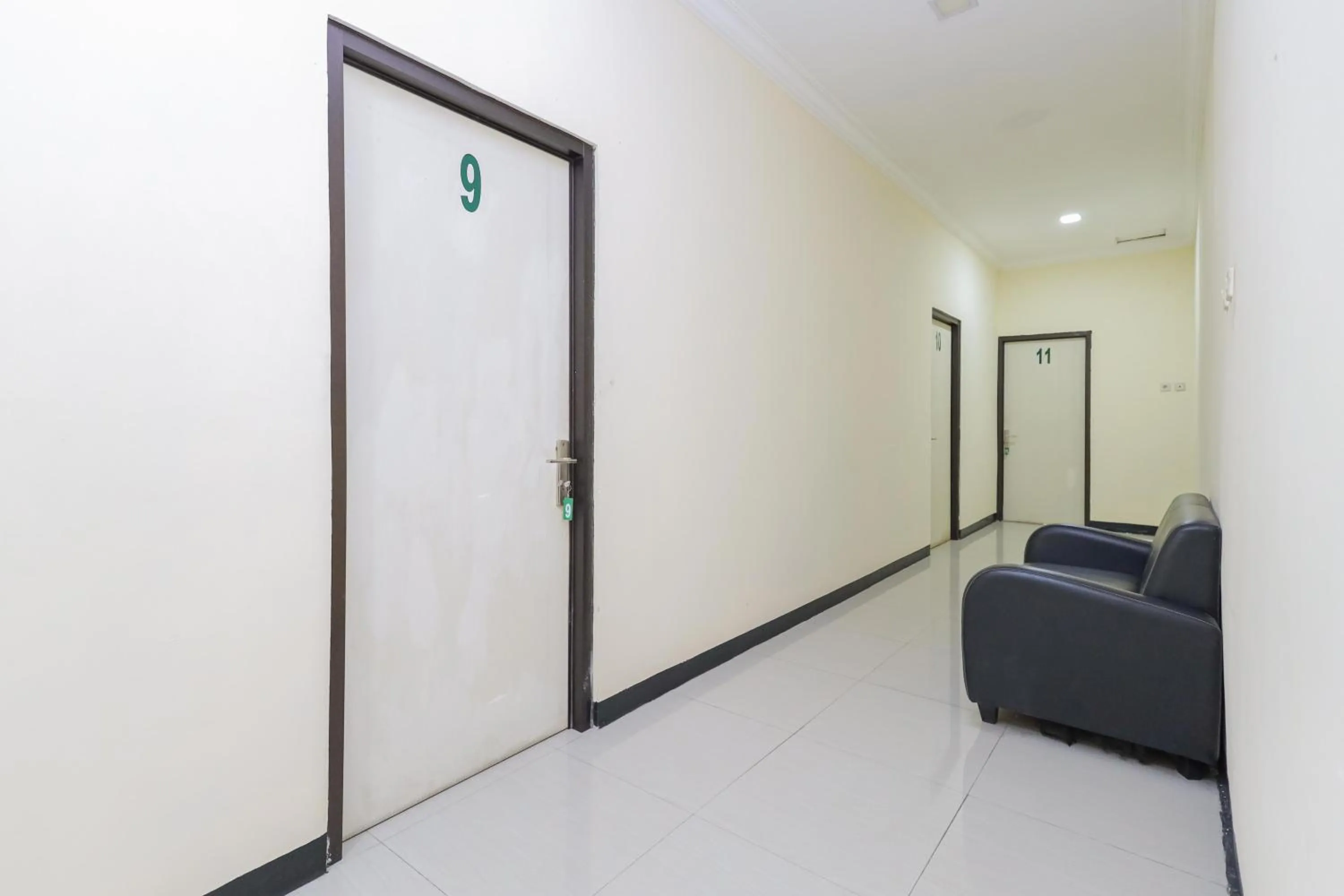 Floor plan in Urbanview Roemah Tebet by RedDoorz
