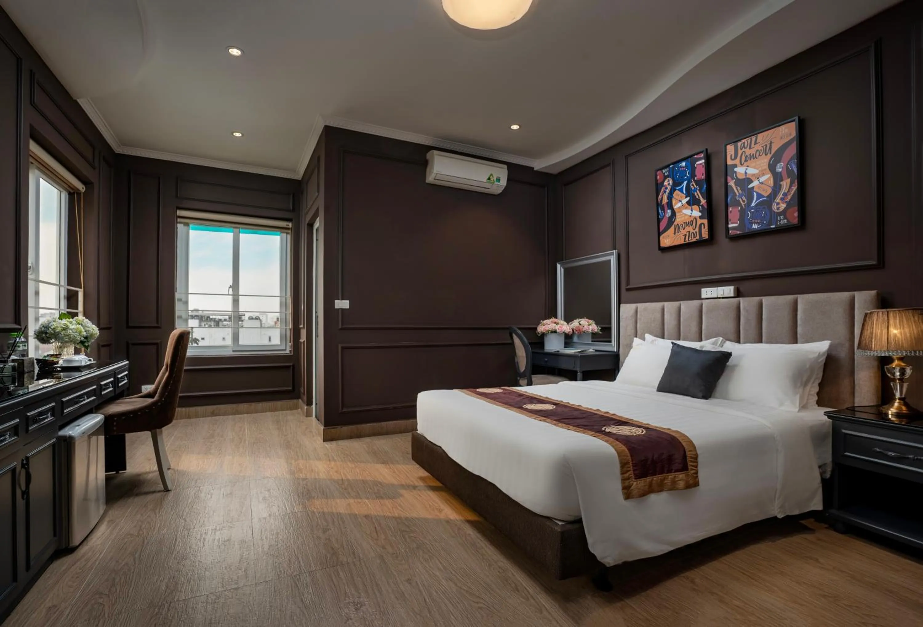 Photo of the whole room, Bed in Hanoi Morning Hotel