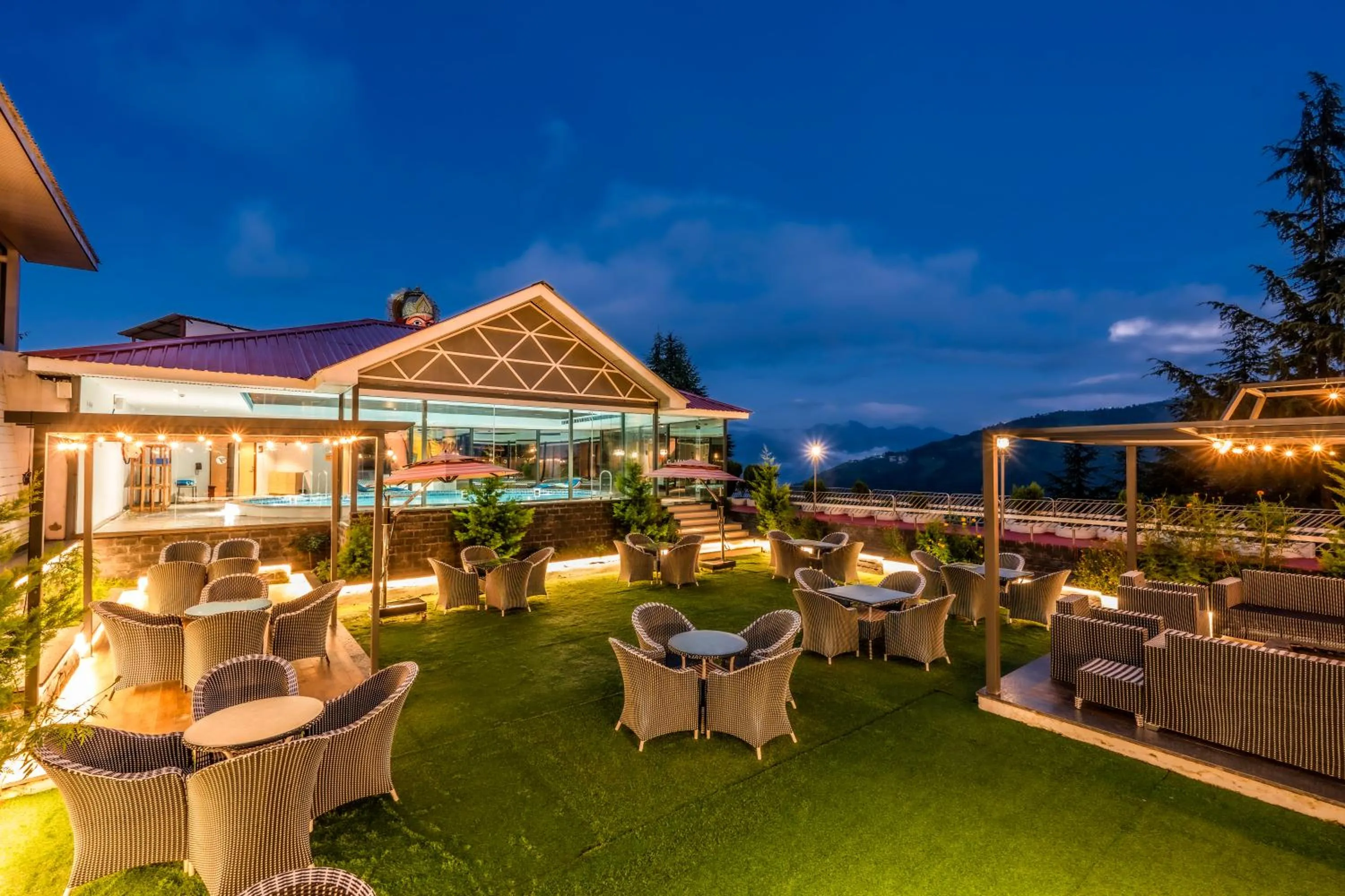 Swimming pool in Fortune Khajjiar - Member ITC Hotels' Group