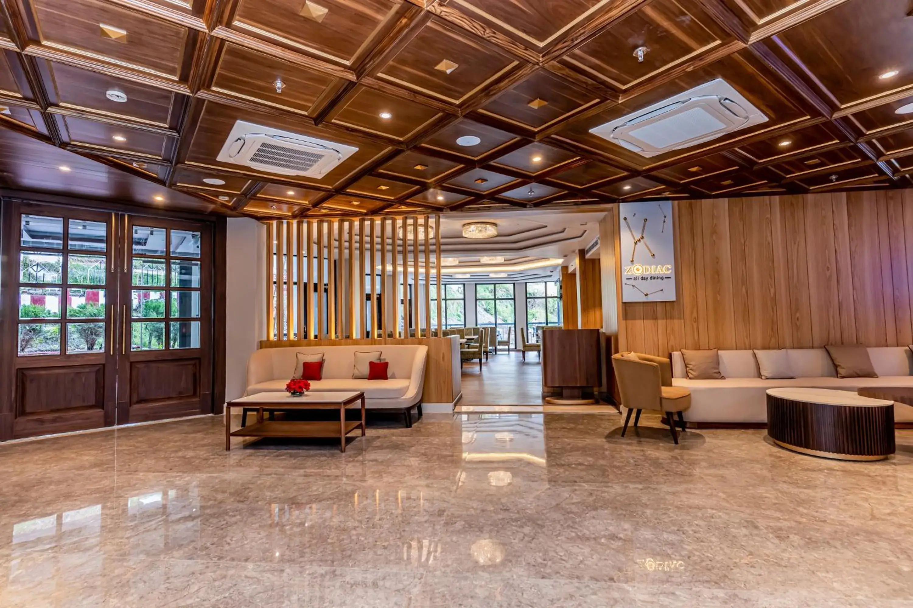 Lobby or reception in Fortune Khajjiar - Member ITC Hotels' Group Lobby or reception in Fortune Khajjiar - Member ITC Hotels' Group