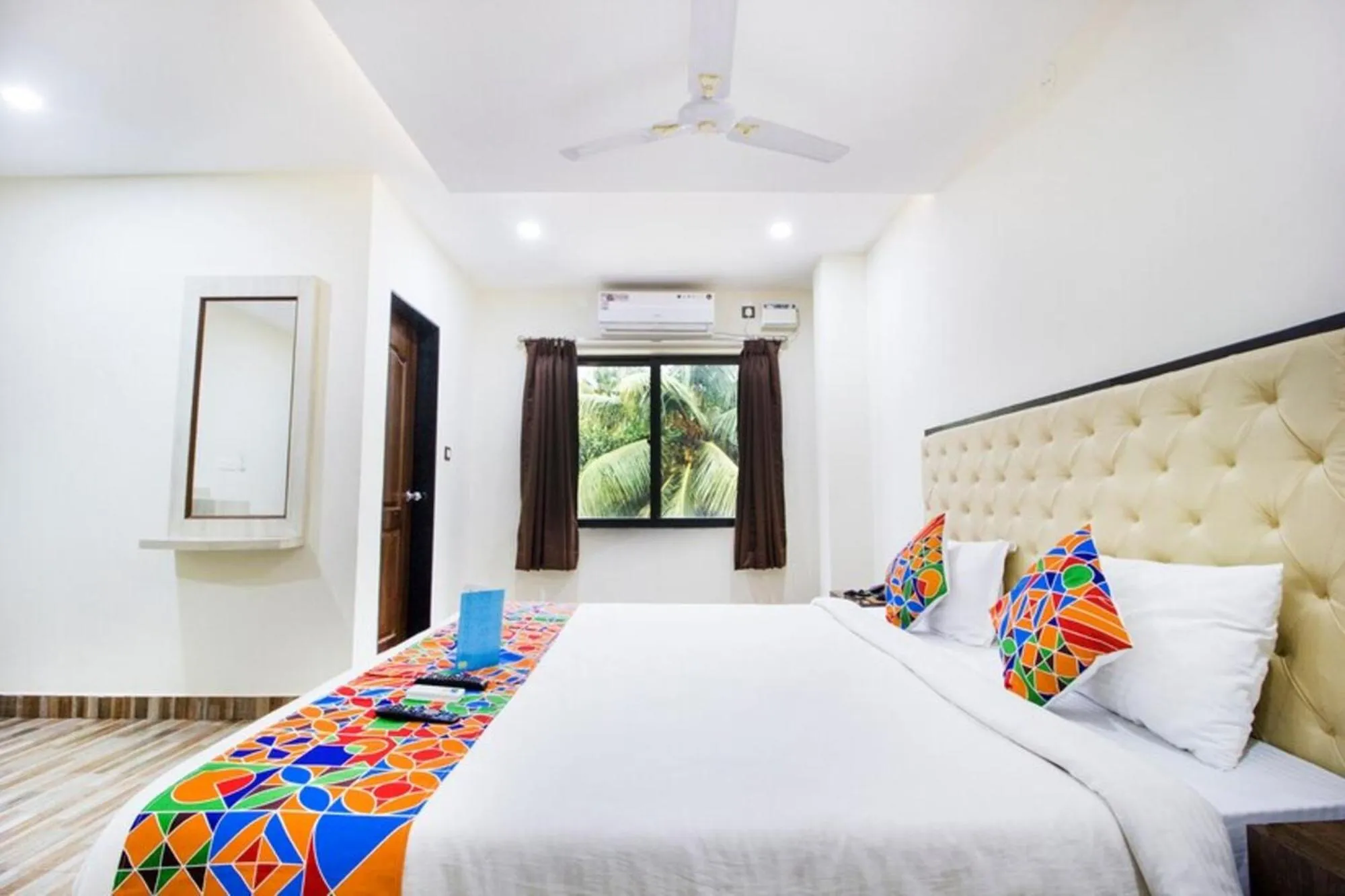 Bed in FabHotel The Sky