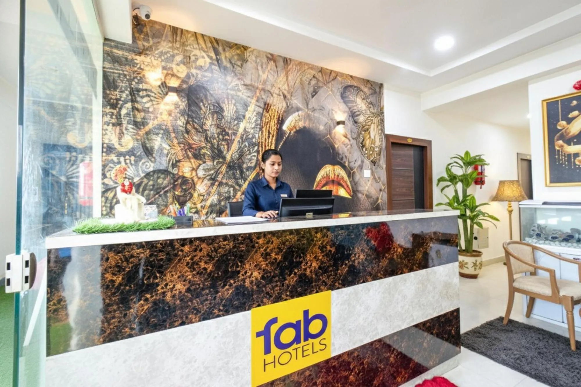 Lobby or reception in FabHotel SRH Pride - Nr Hitech City Railway Station