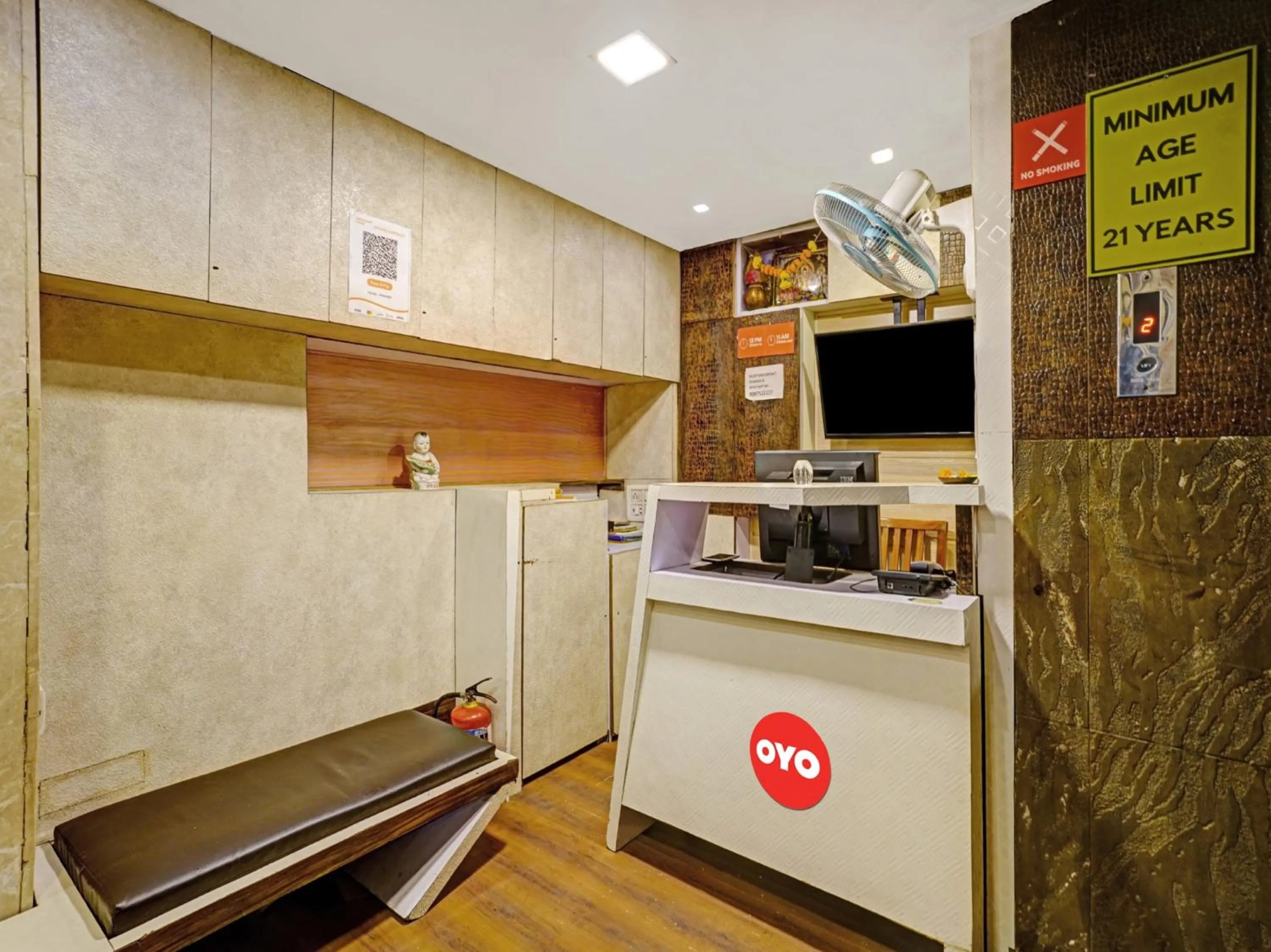 Lobby or reception in Hotel Yatri Inn Vashi Navi Mumbai