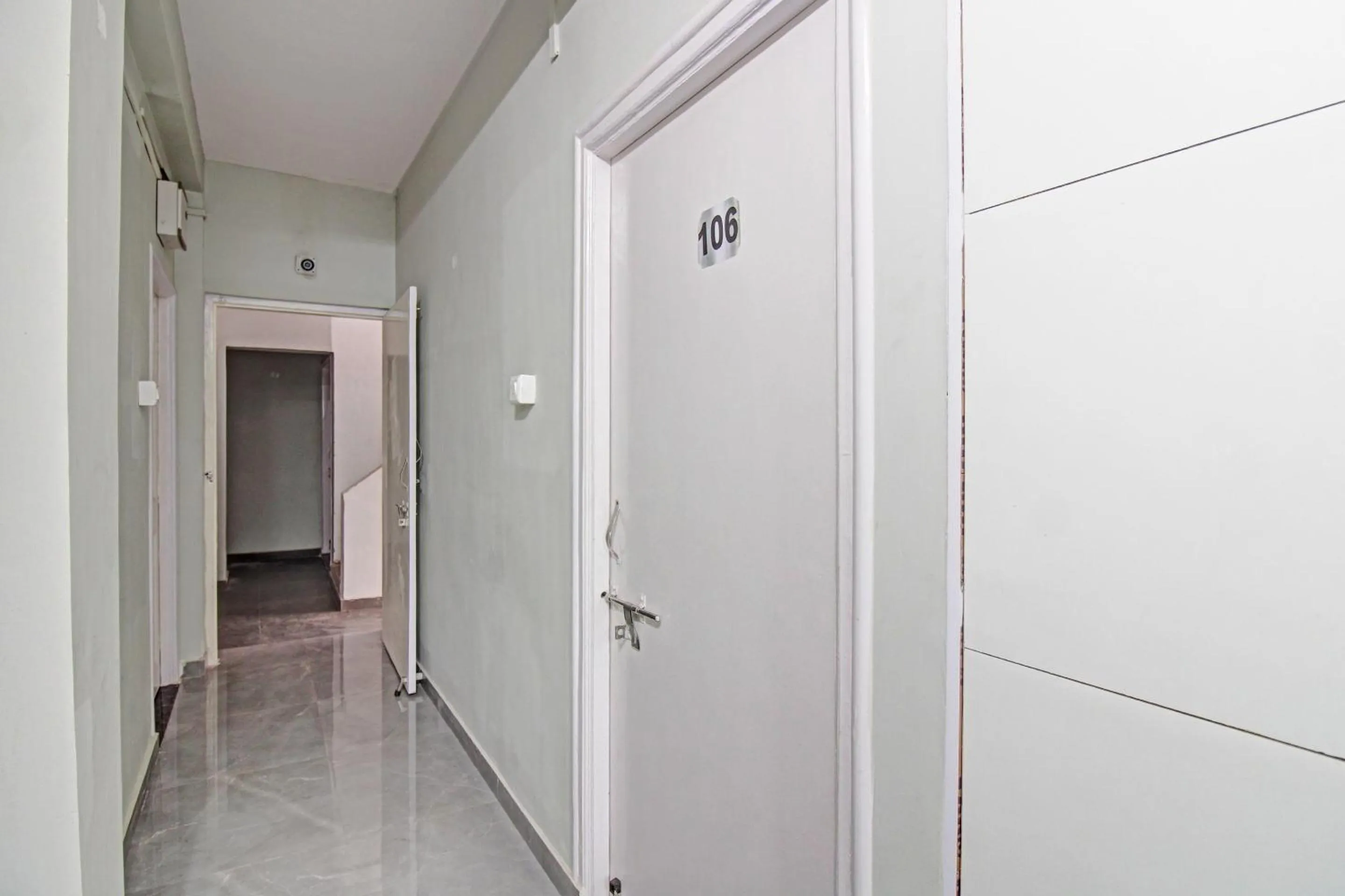 Bathroom in Super Hotel O Moonlight Inn