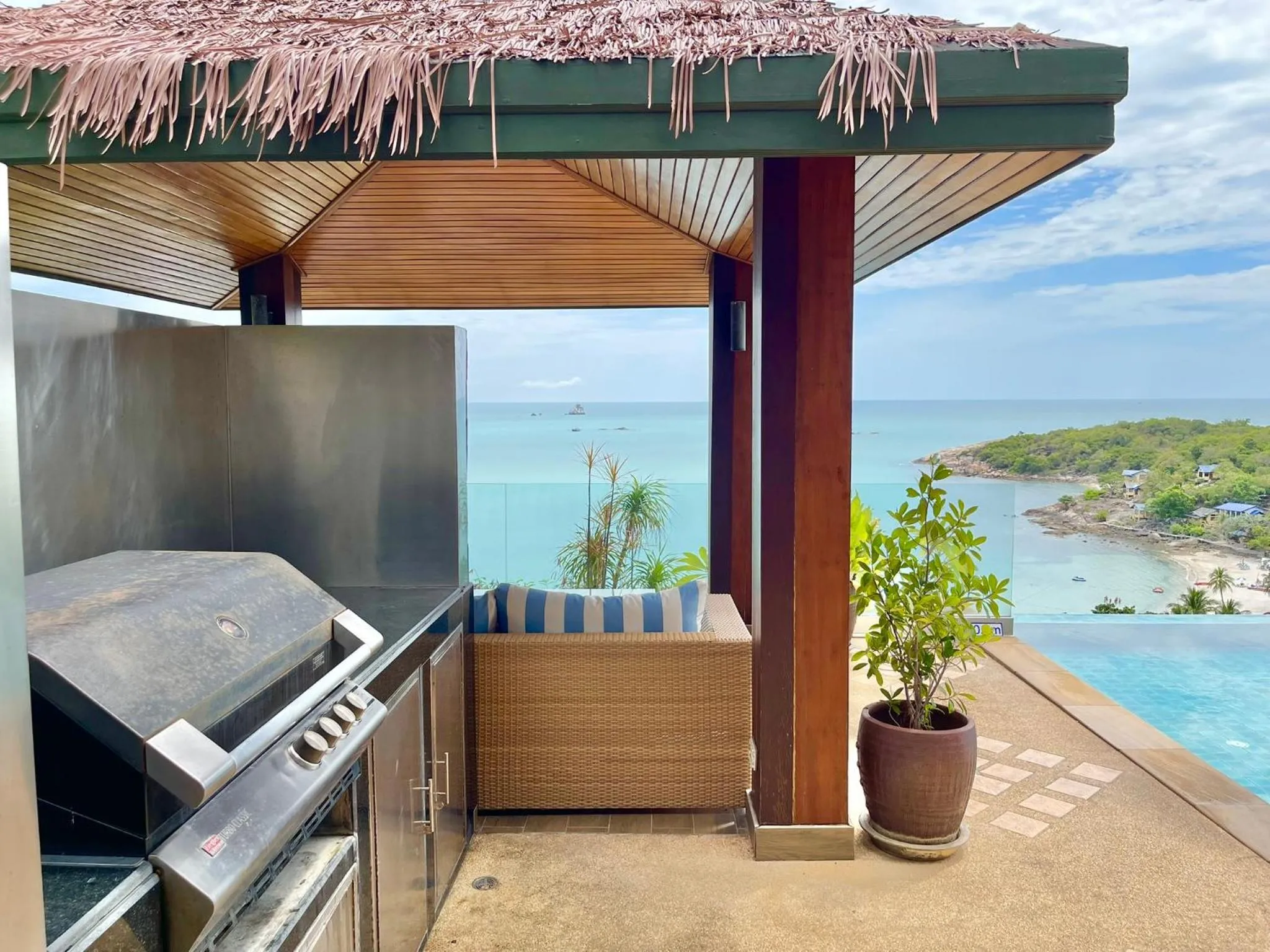 Baan Talay Sai Villa - Panoramic Views 300m to Beach