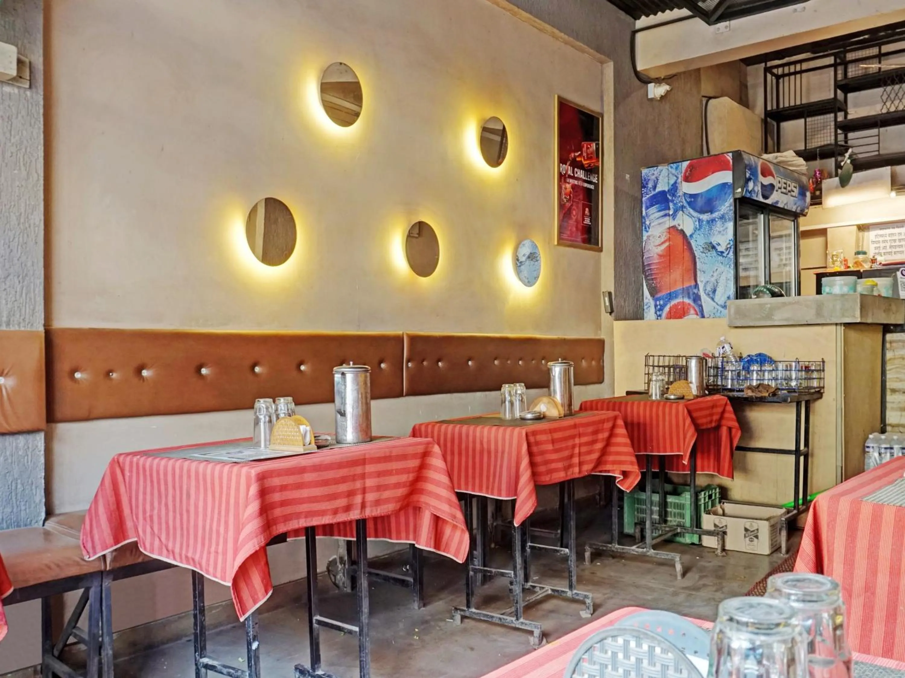 Restaurant/places to eat in Collection O Gargi Galaxy