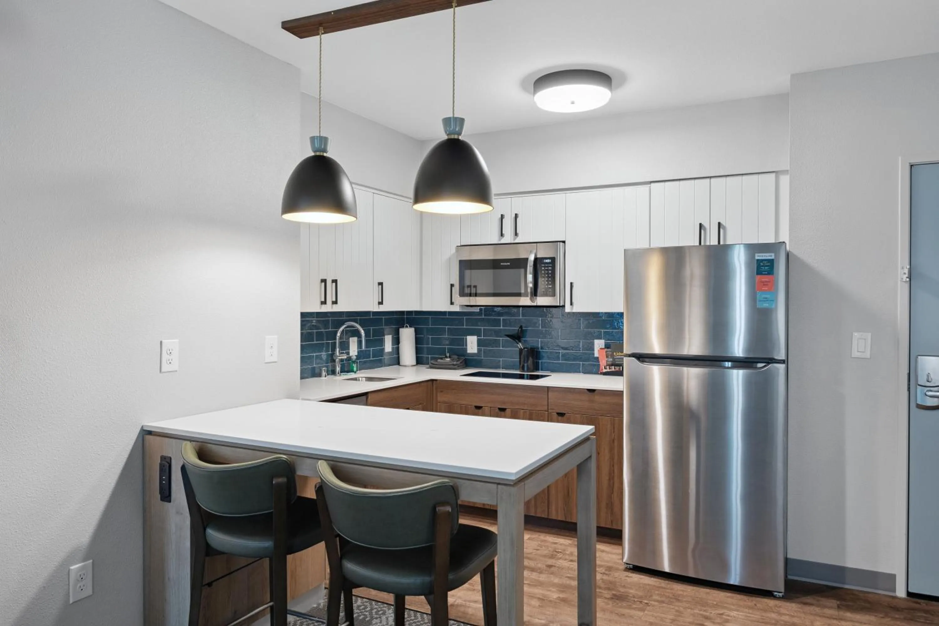 Kitchen or kitchenette in Staybridge Suites Sacramento Woodland by IHG