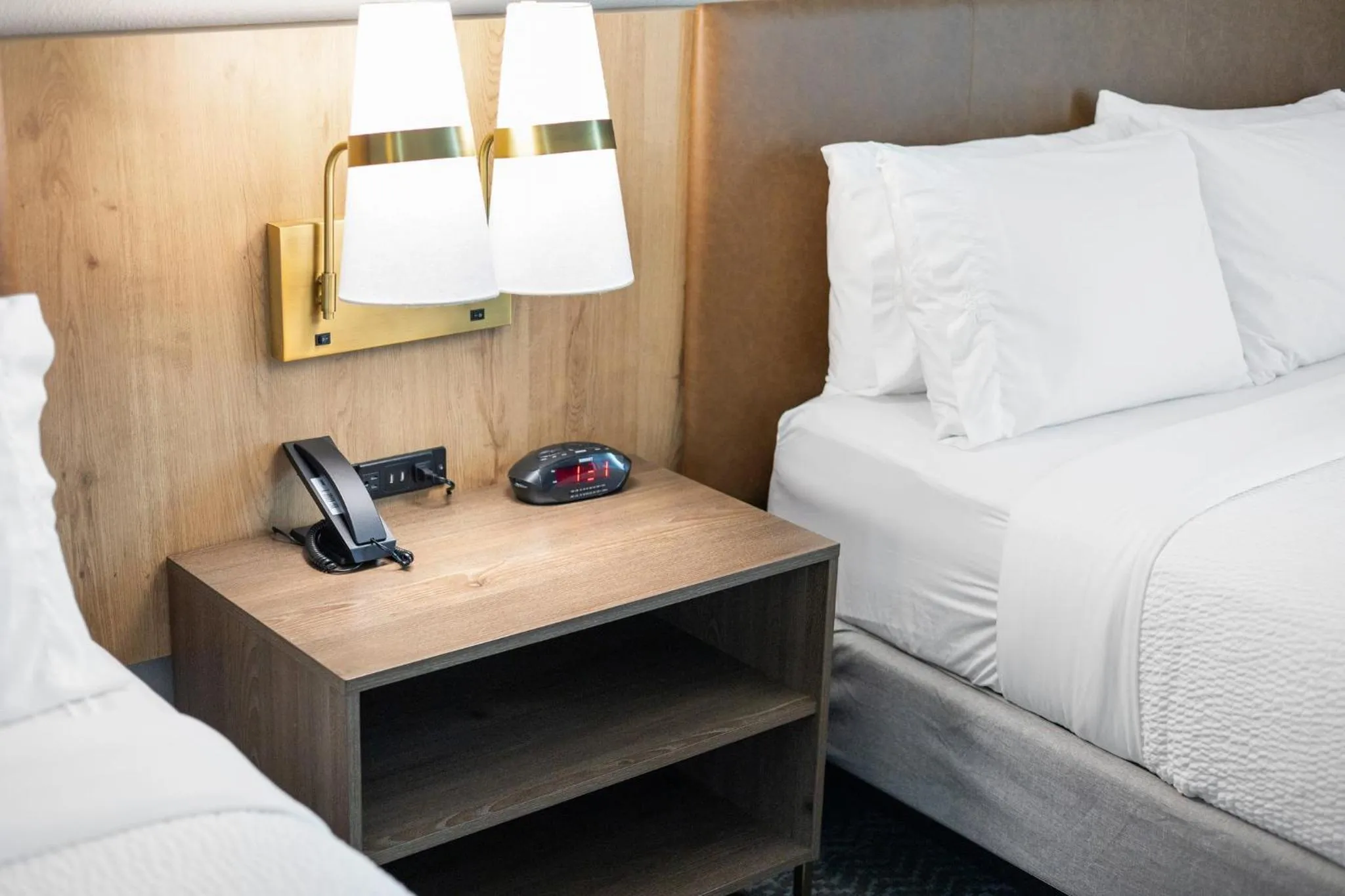 Photo of the whole room, Bed in Staybridge Suites Sacramento Woodland by IHG