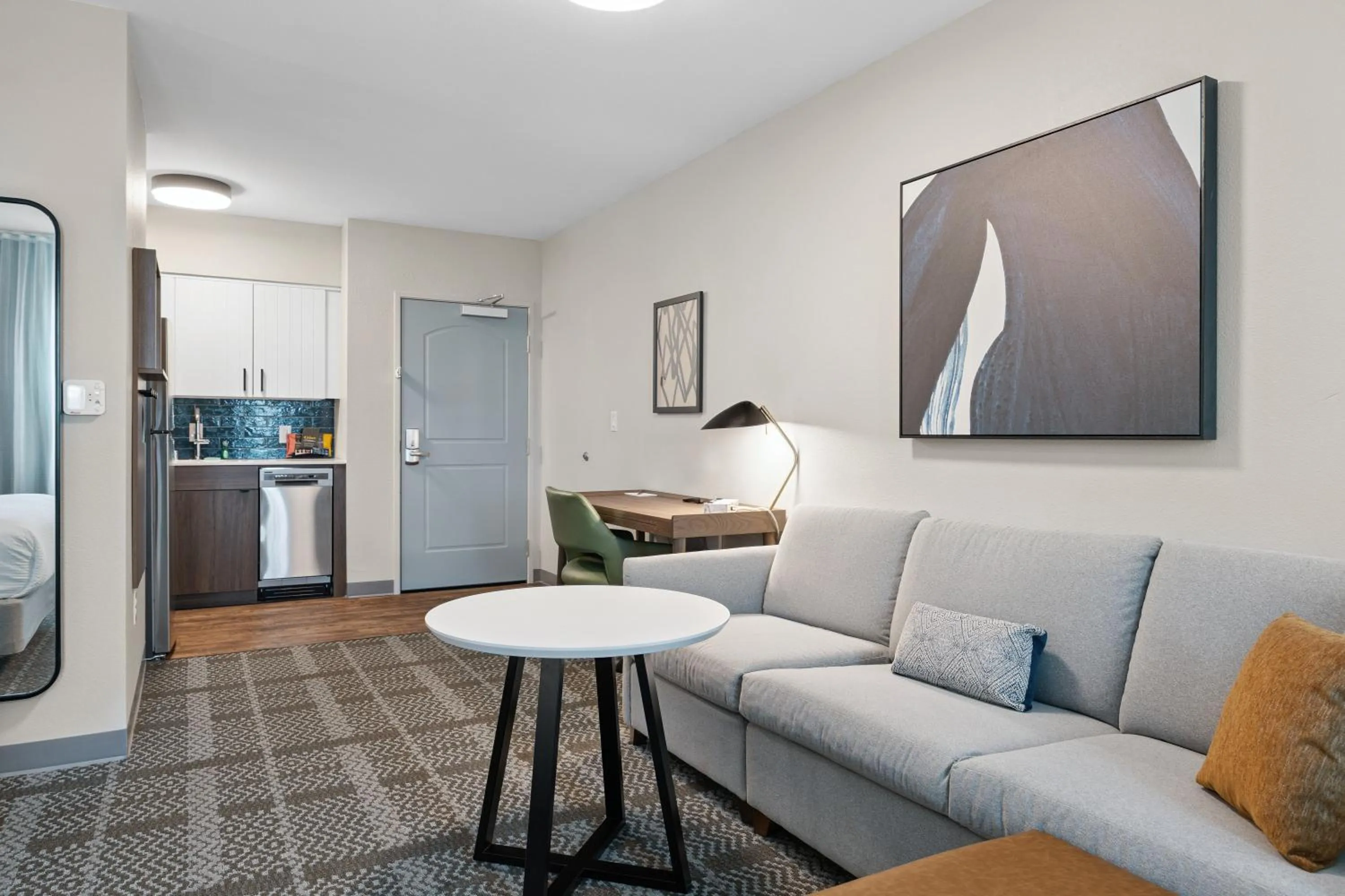 Kitchen or kitchenette in Staybridge Suites Sacramento Woodland by IHG