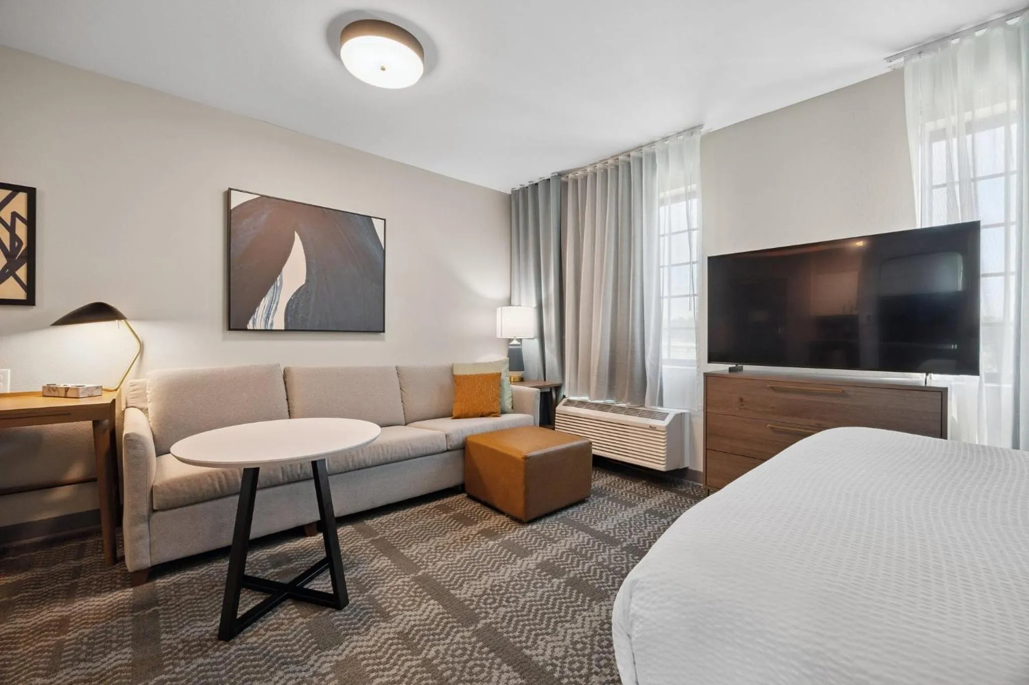 Photo of the whole room, Bed in Staybridge Suites Sacramento Woodland by IHG