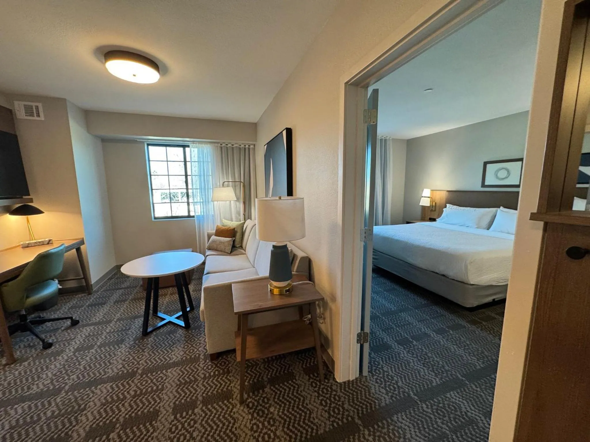 Photo of the whole room, Bed in Staybridge Suites Sacramento Woodland by IHG