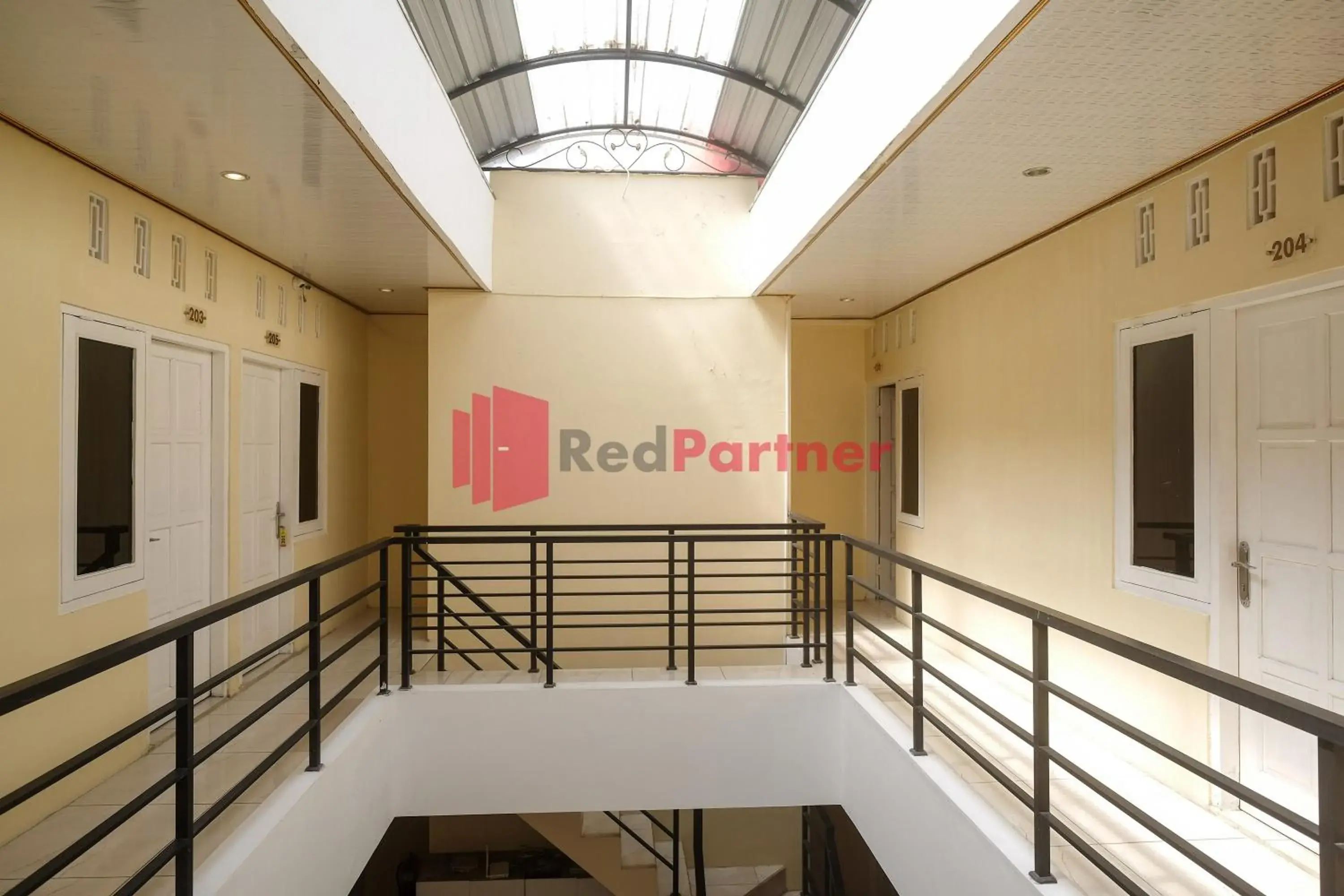 Property building in Wisma Fortuna Syariah Mitra RedDoorz Property building in Wisma Fortuna Syariah Mitra RedDoorz