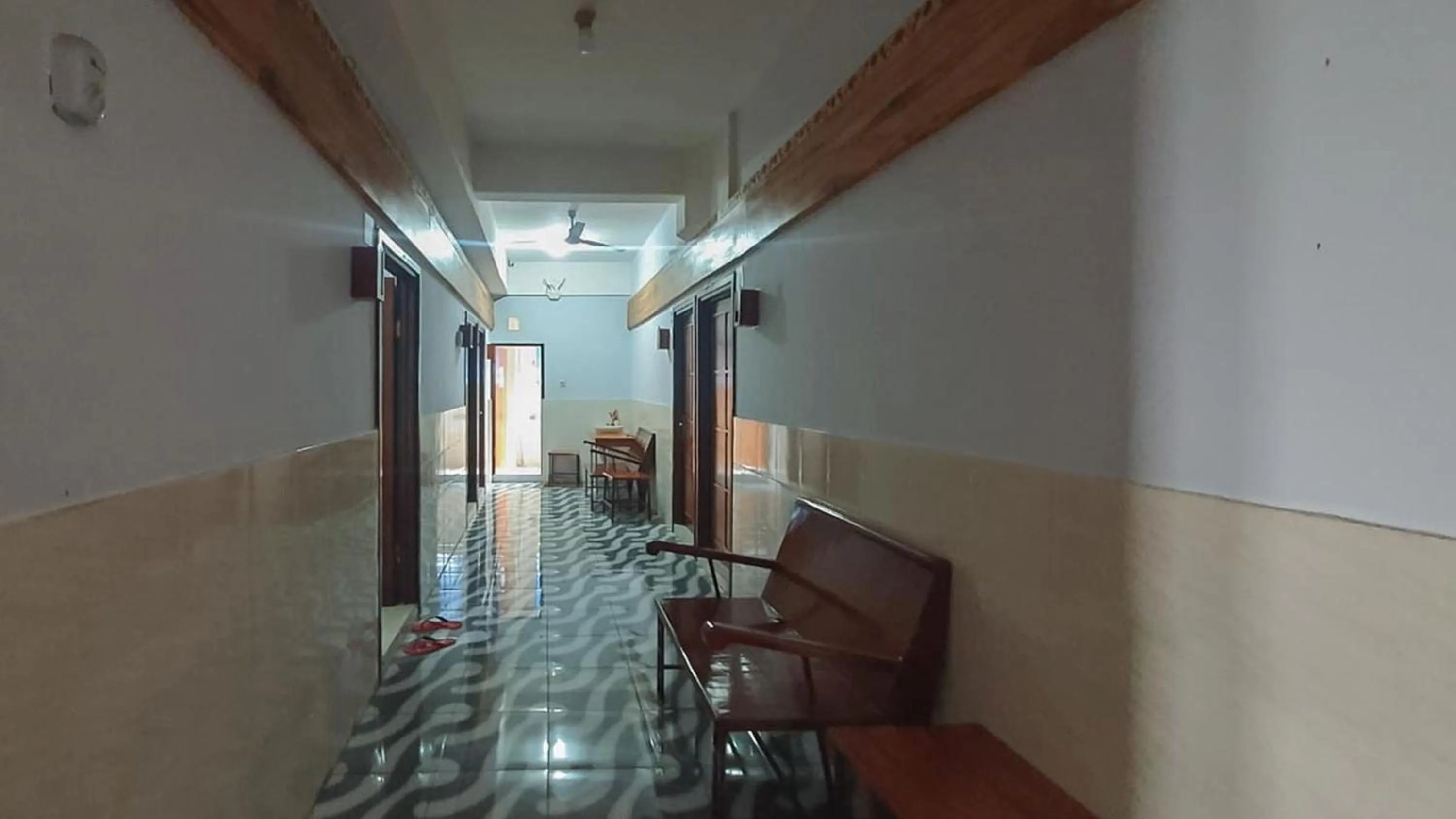 Living room in Reddoorz @ Homestay Gayatri