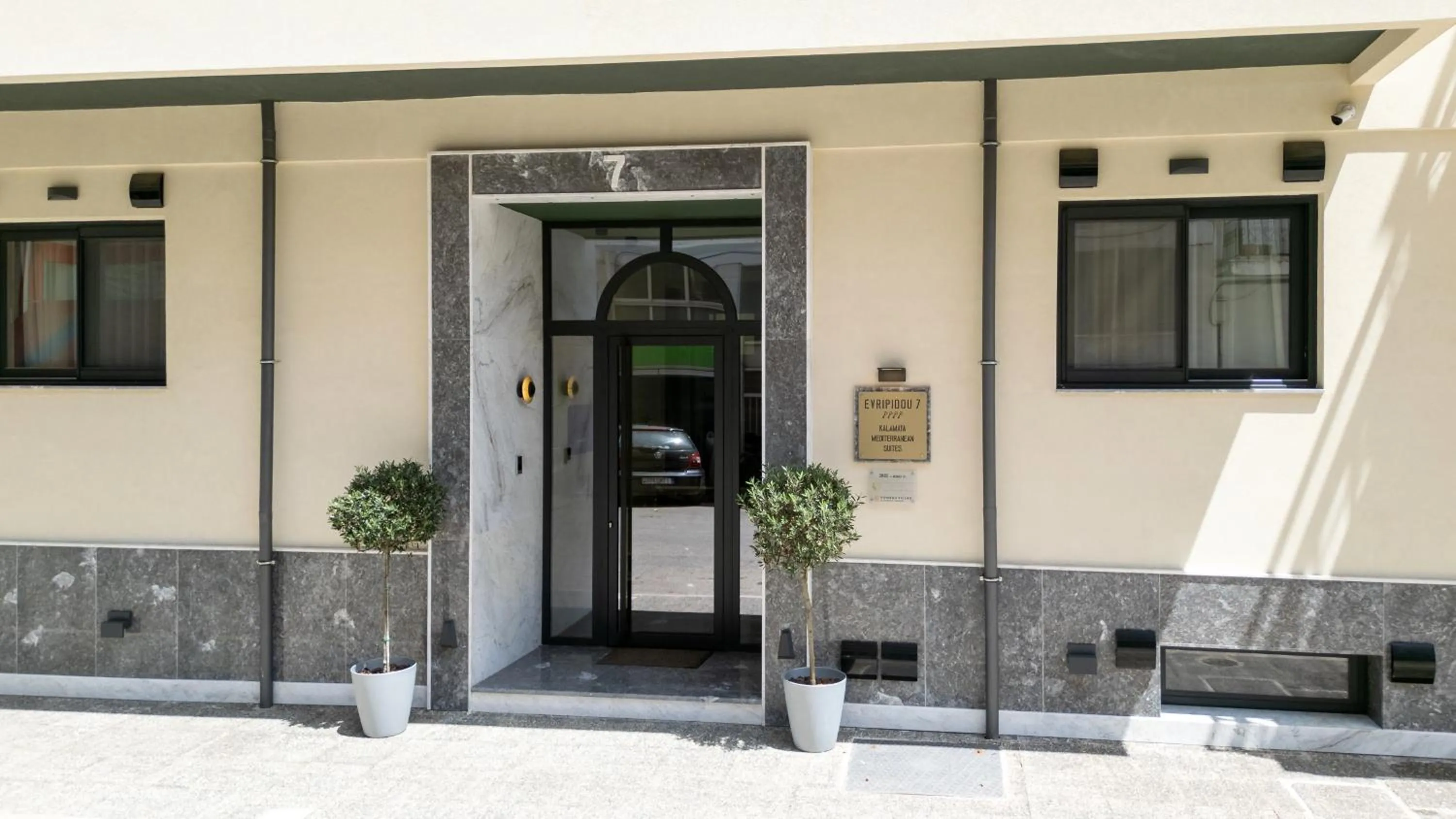 Property building in Evripidou 7 - Kalamata Mediterranean Suites