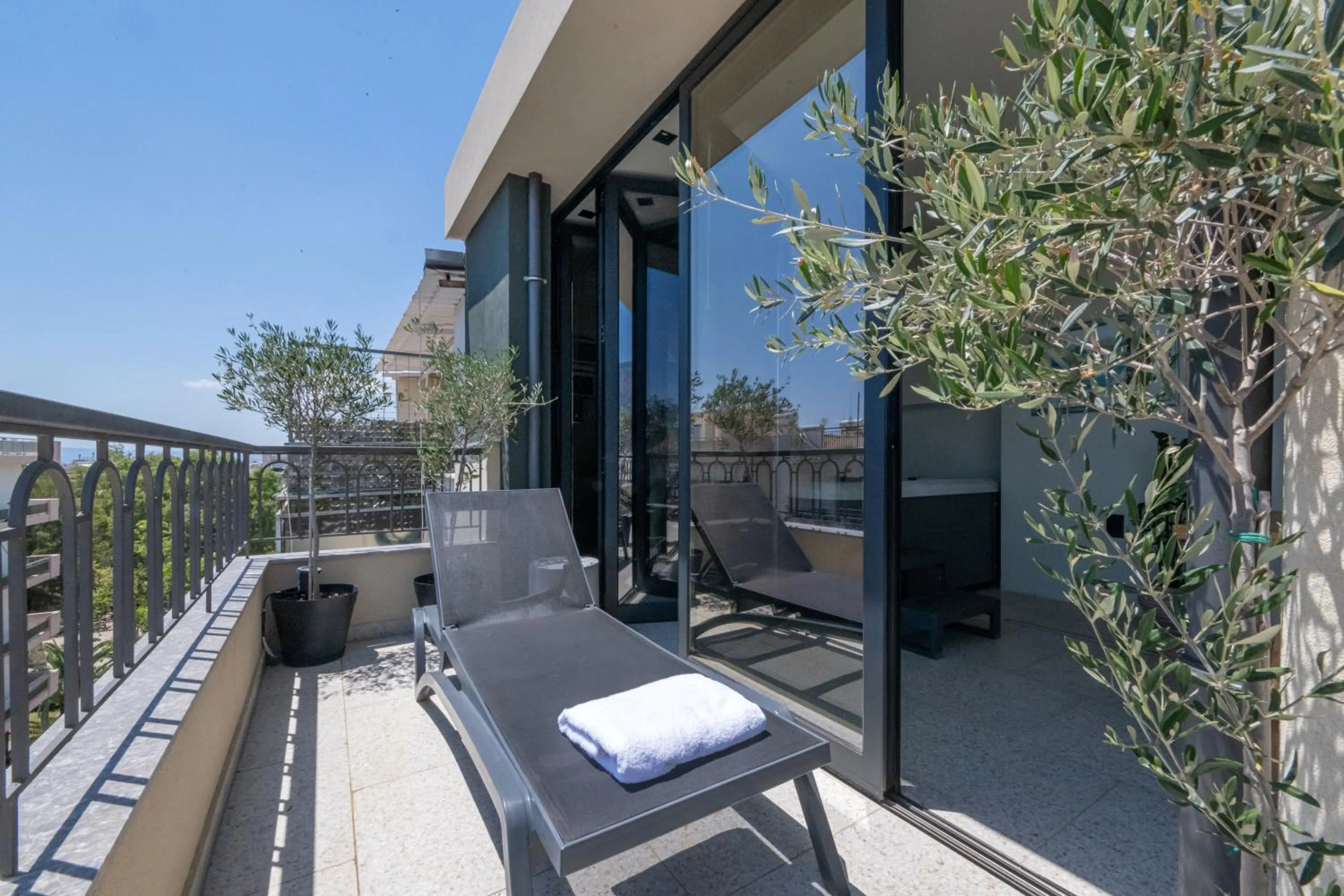 Property building in Evripidou 7 - Kalamata Mediterranean Suites