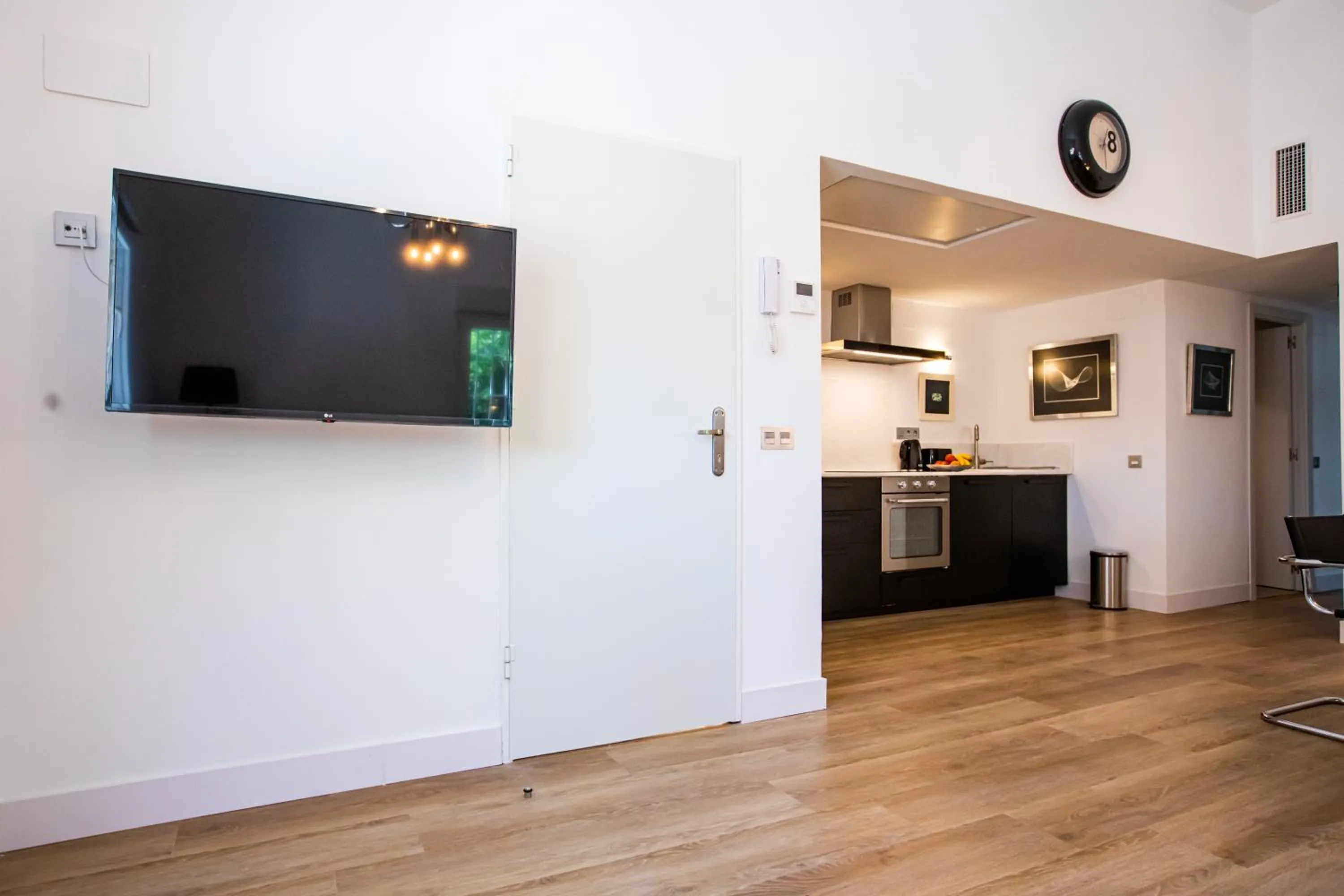 TV and multimedia in HN Sevilla