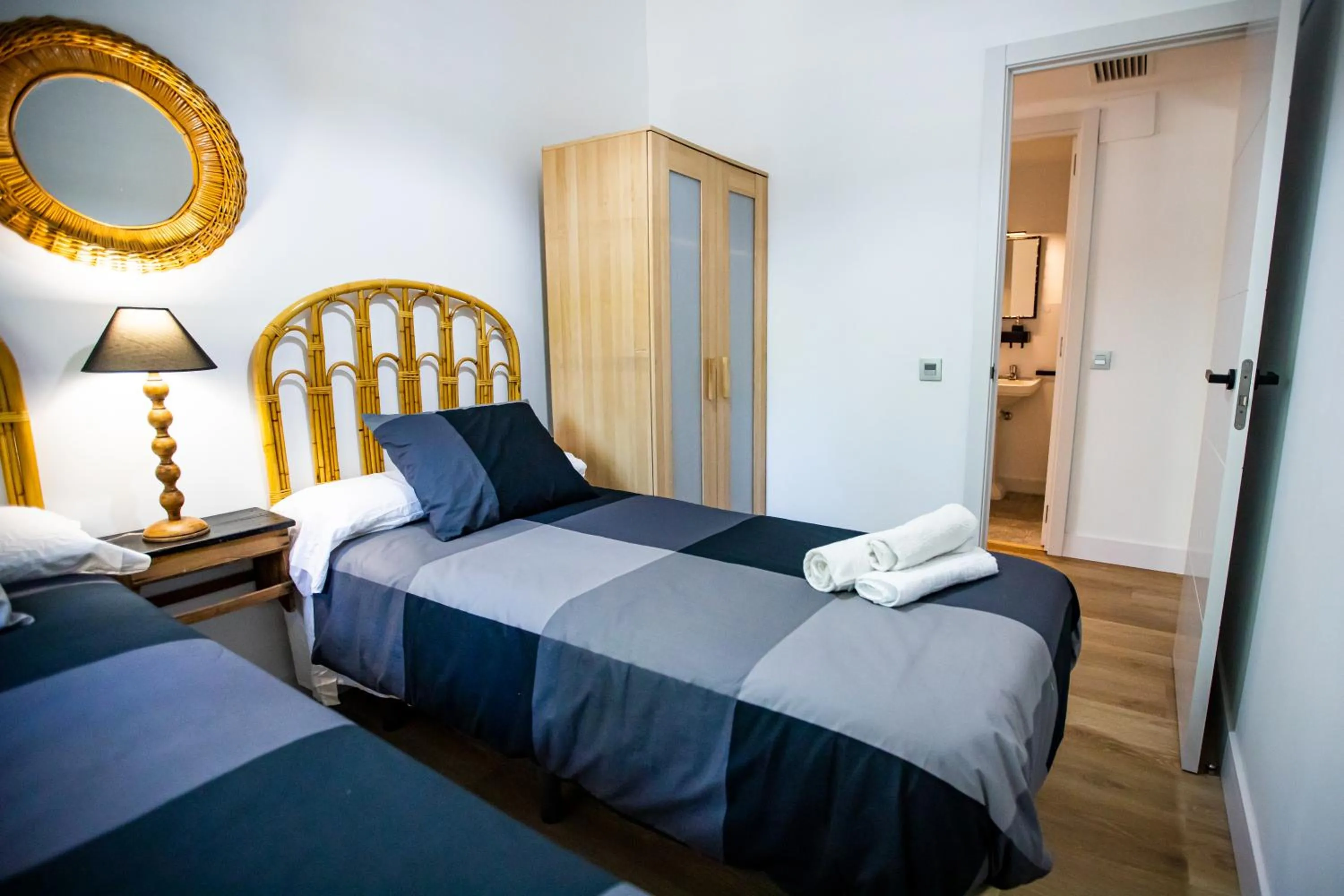 Bedroom, Bed in HN Sevilla