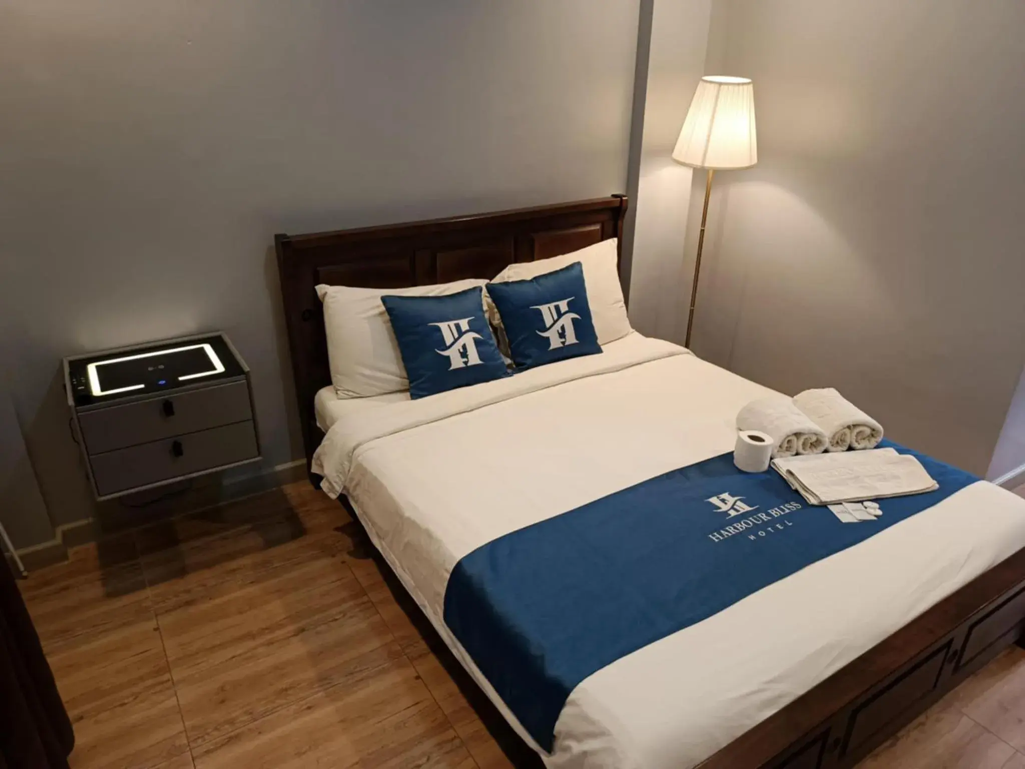 Deluxe Family Room in Harbour Bliss Hotel Deluxe Family Room in Harbour Bliss Hotel