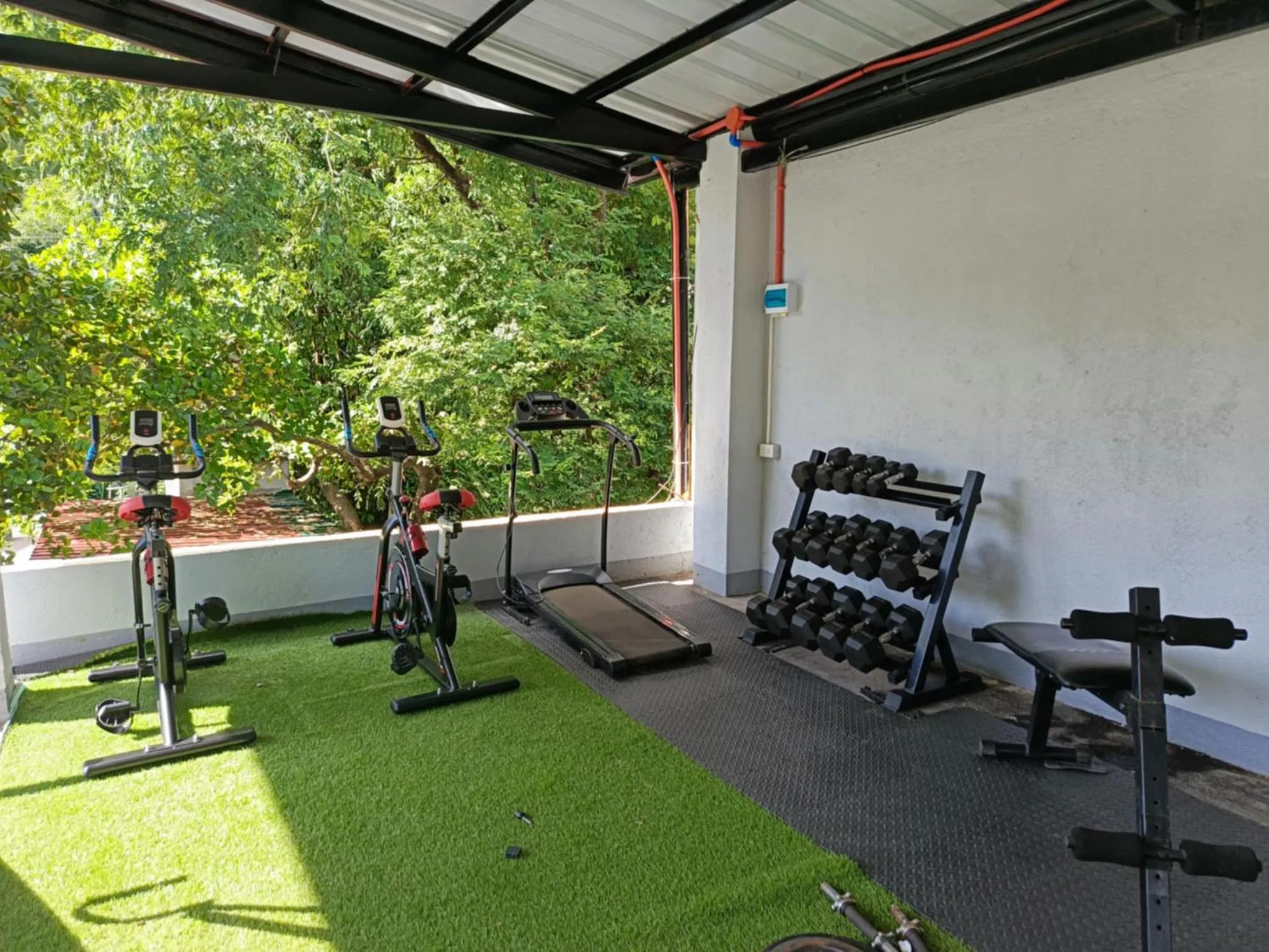 Fitness centre/facilities in Harbour Bliss Hotel