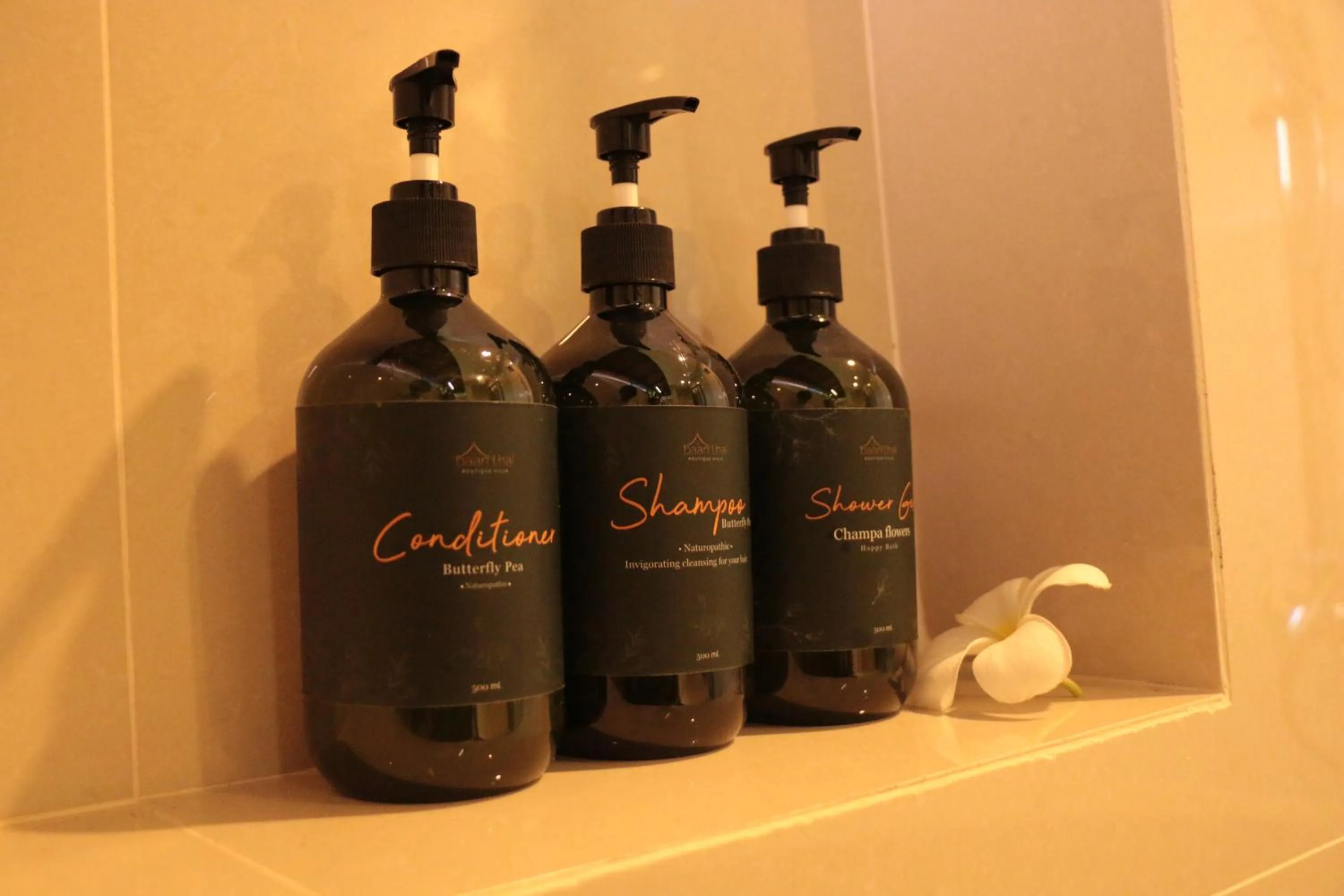 Le Baan Thai Boutique Villa