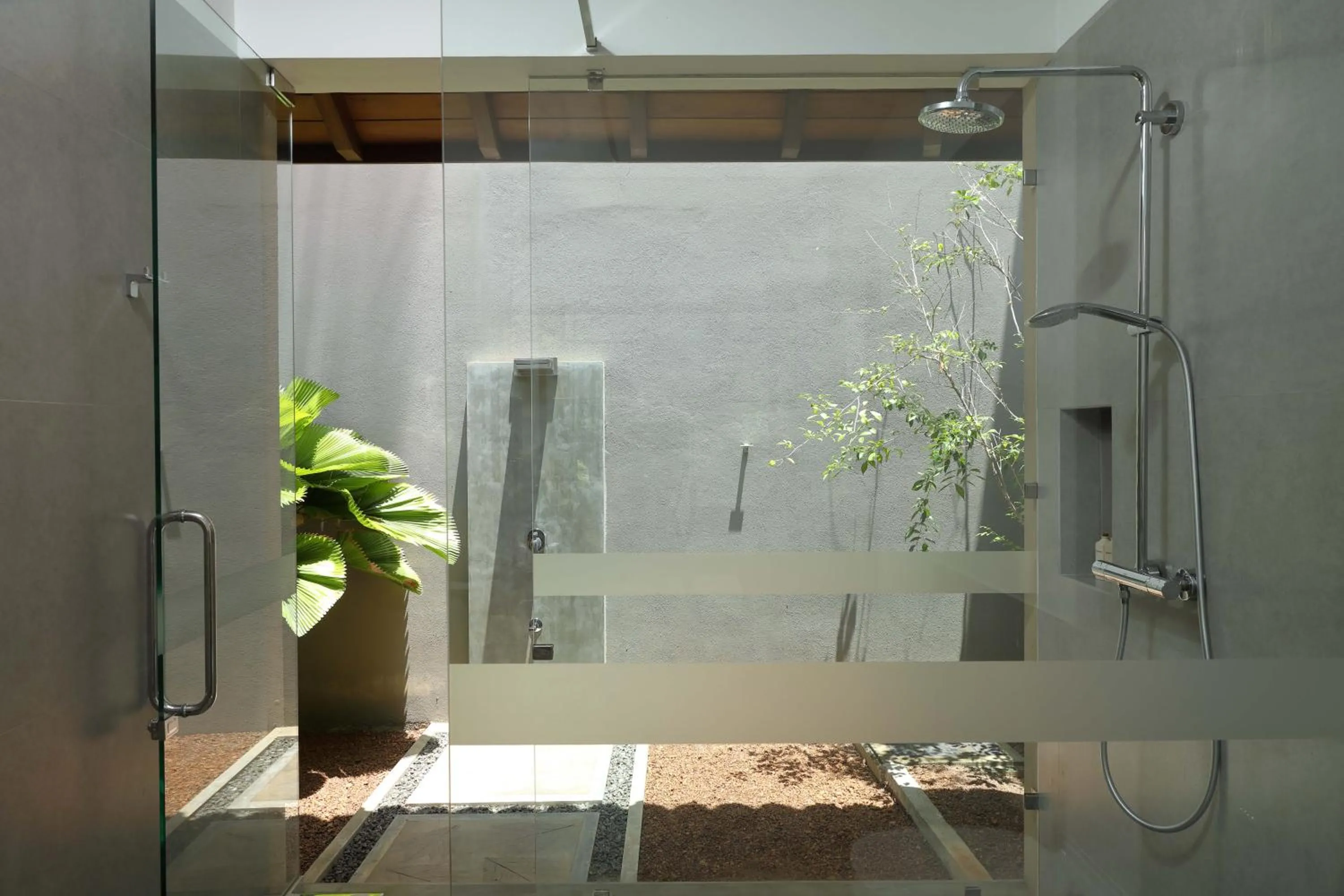 Shower in Kirana - A Santani Villa, Bentota