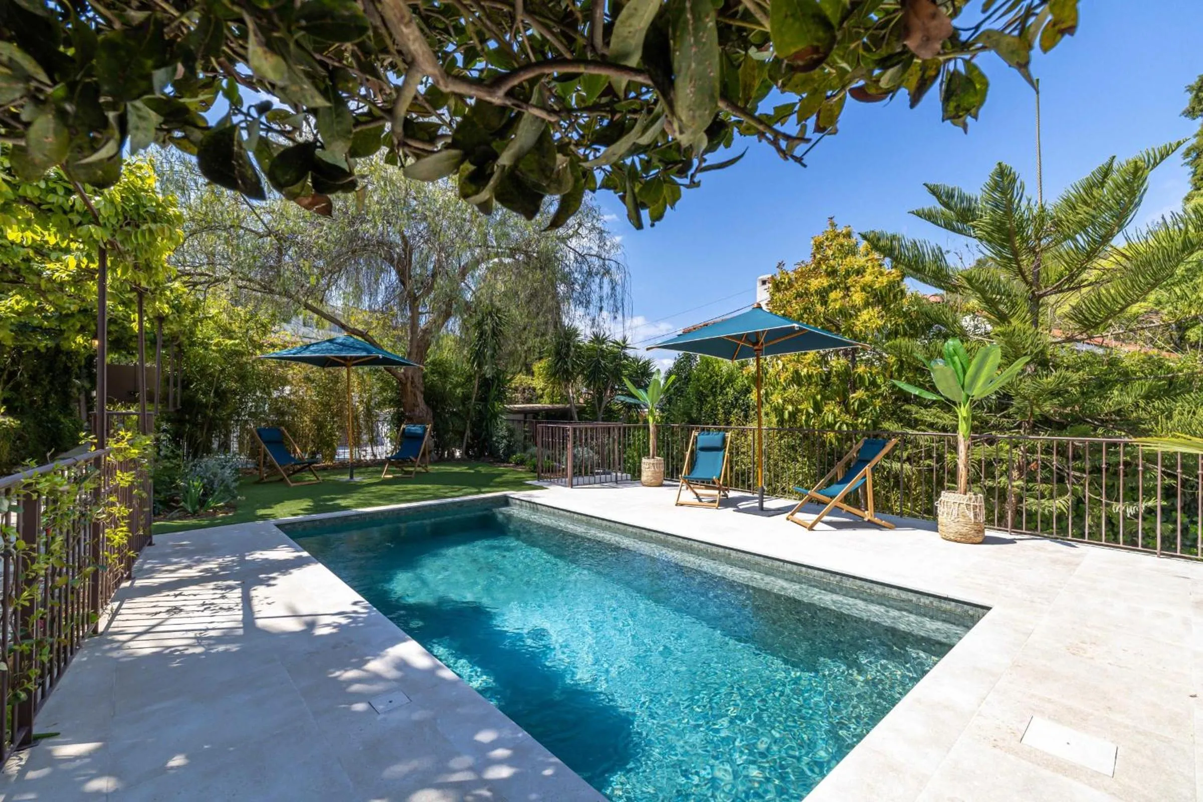 Garden in Luxurious Villa with heated pool 5BR-10p - Cannes