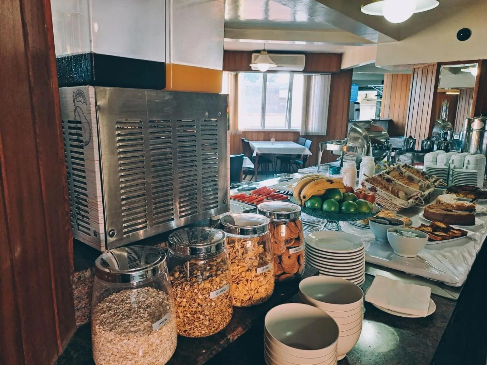 Restaurant/places to eat in Binder Hotel Mogi Guaçu