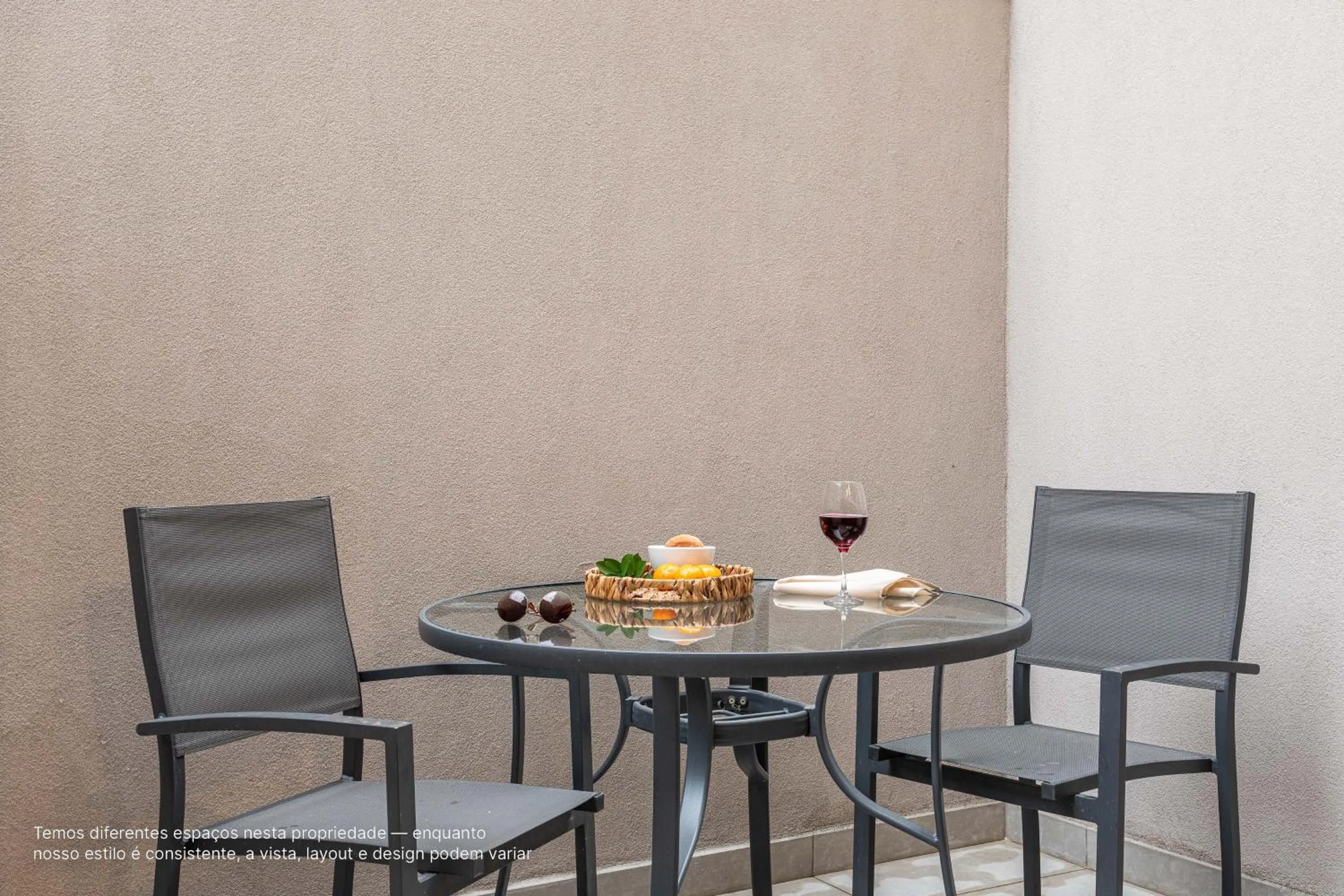 Dining area in Next Paulista by Viva - Apartamentos completos ao lado da Av Paulista e MASP