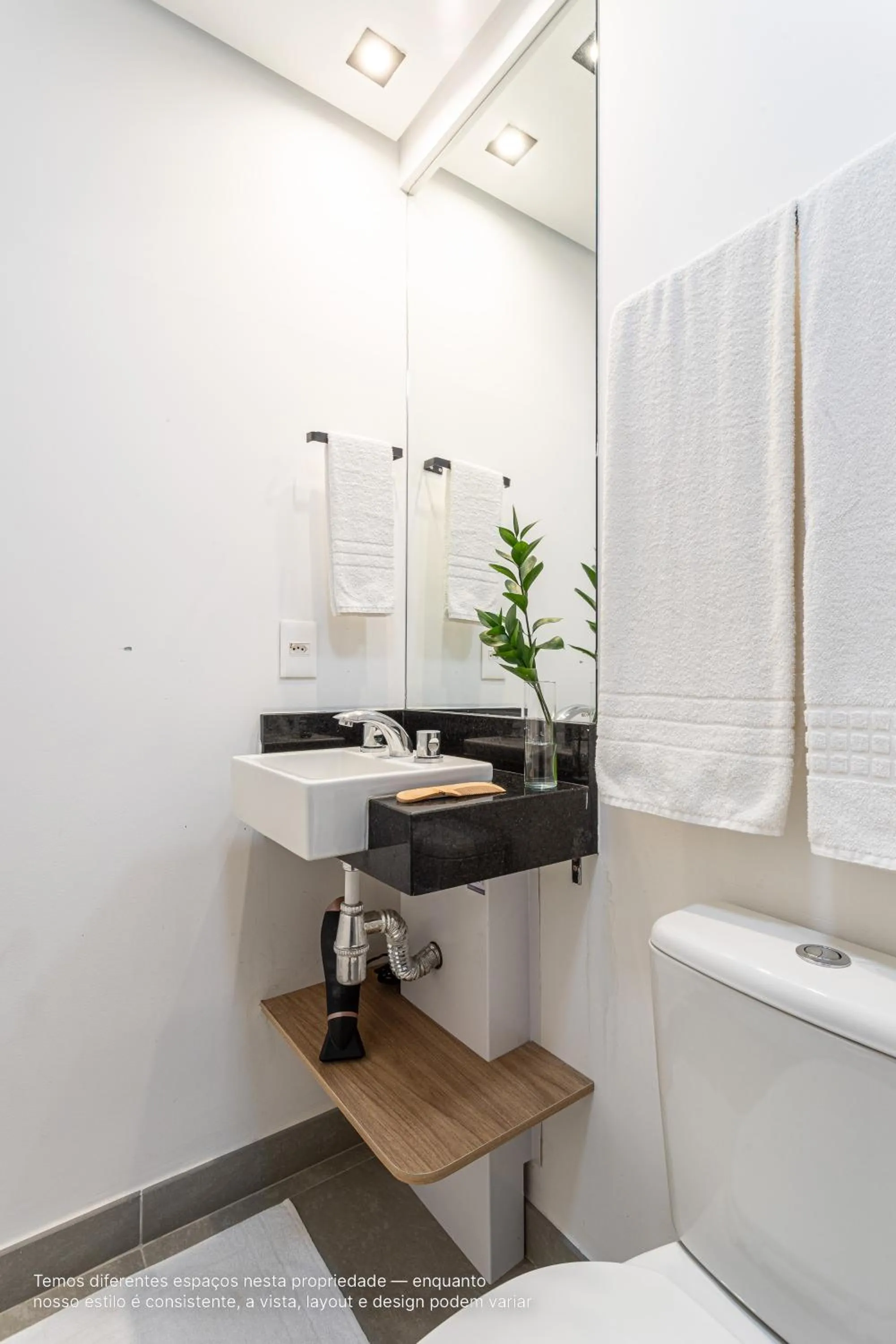 Bathroom in Next Paulista by Viva - Apartamentos completos ao lado da Av Paulista e MASP